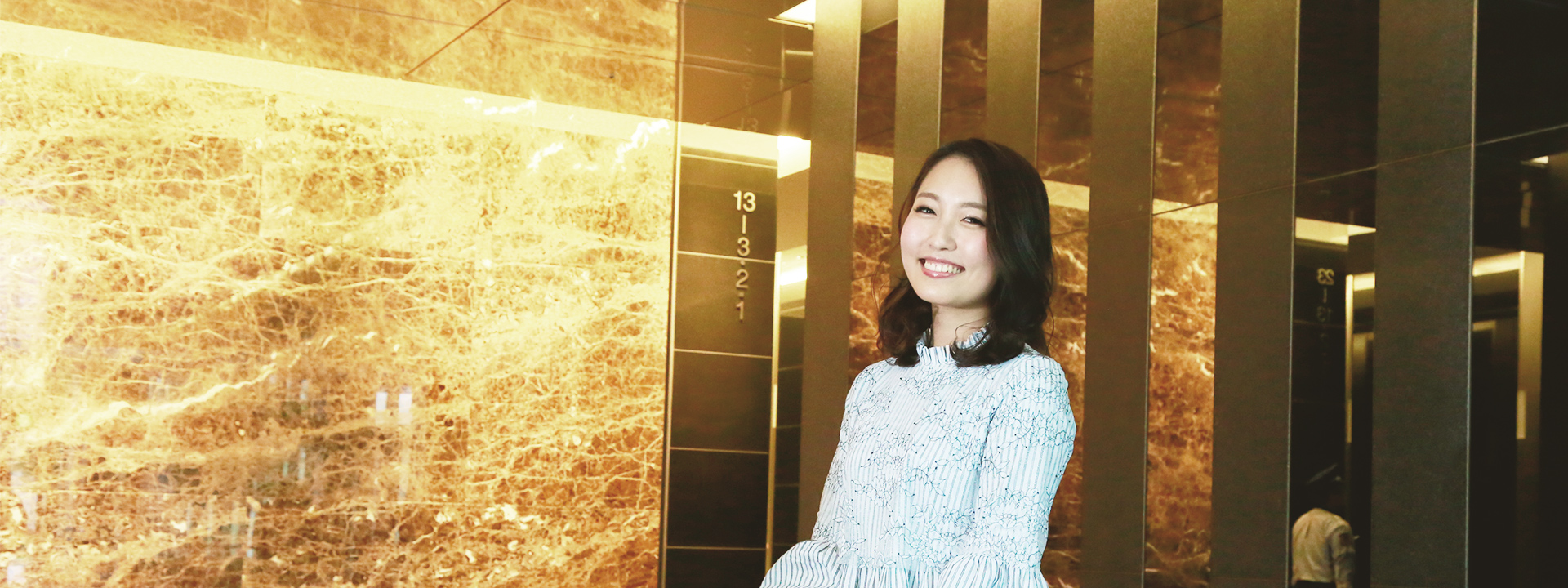 電話口だからこそ 常に笑顔で会話する【先輩社員インタビュー】