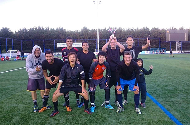 銀行営業を辞め、海外でサッカースクールを立ち上げ！視野が”10倍”広がった留学経験をシェアしたい！