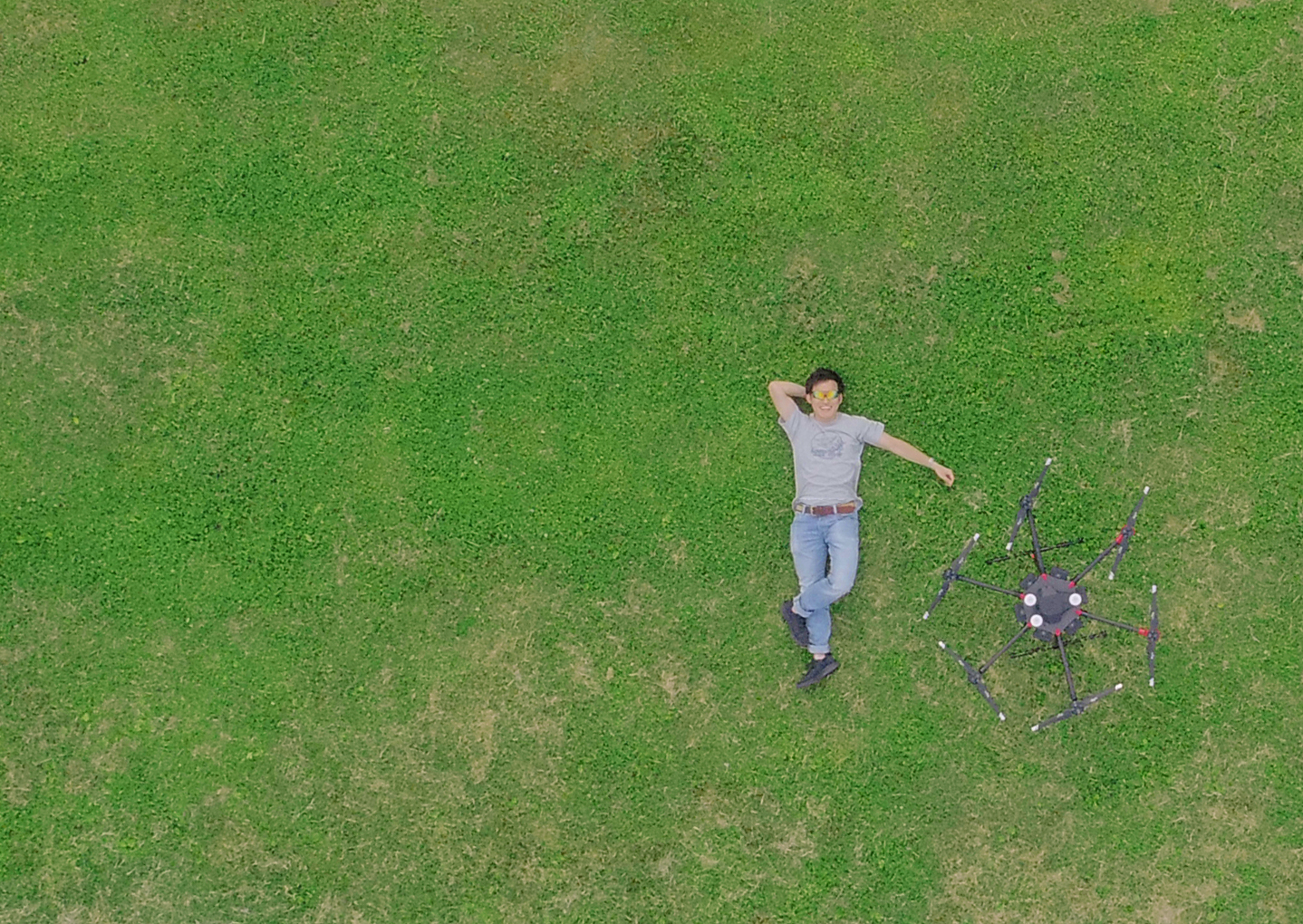 ドローンと一緒に自然と触れ合い。