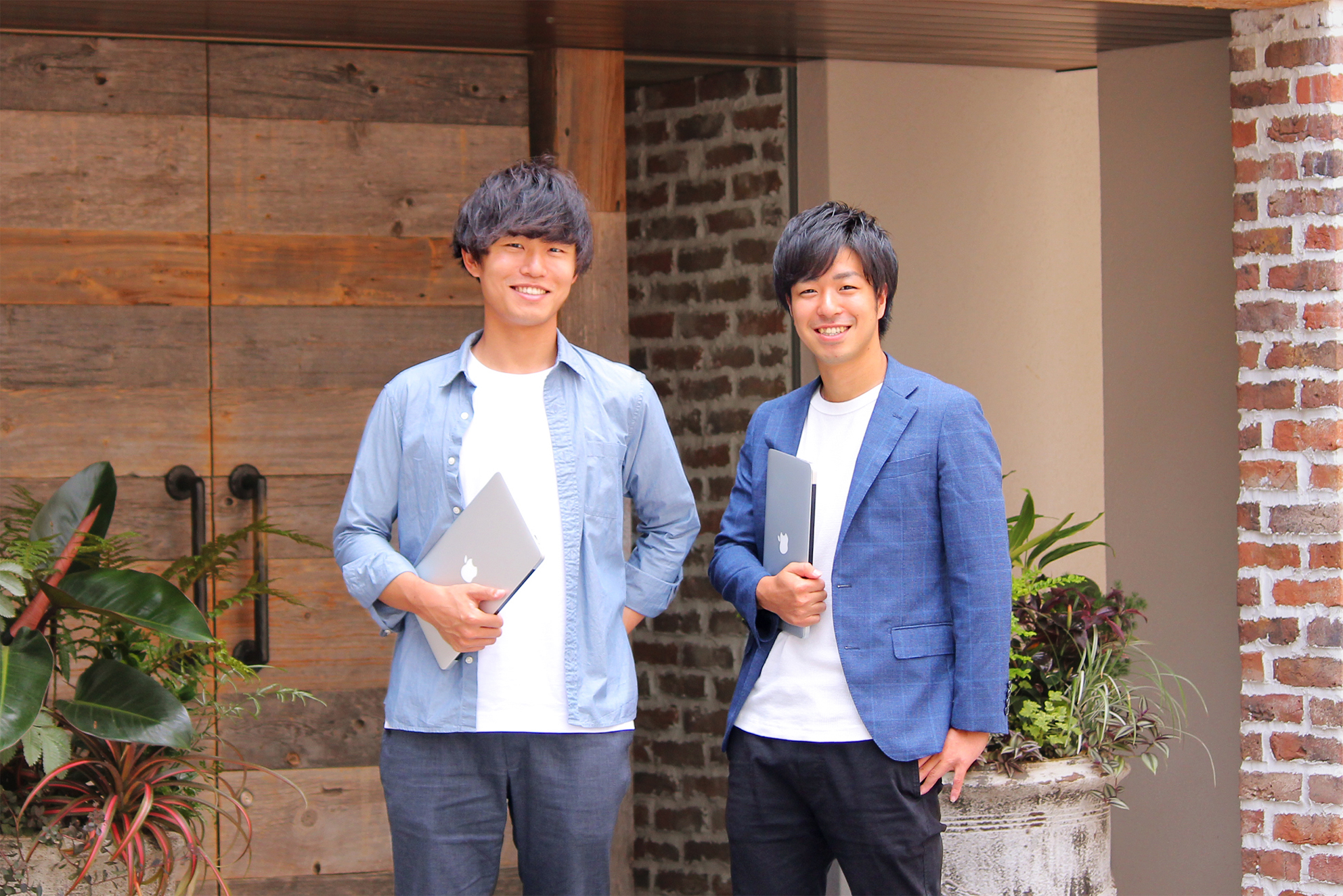 国内向け事業の責任者だった僕たちが、今、海外に挑戦する理由