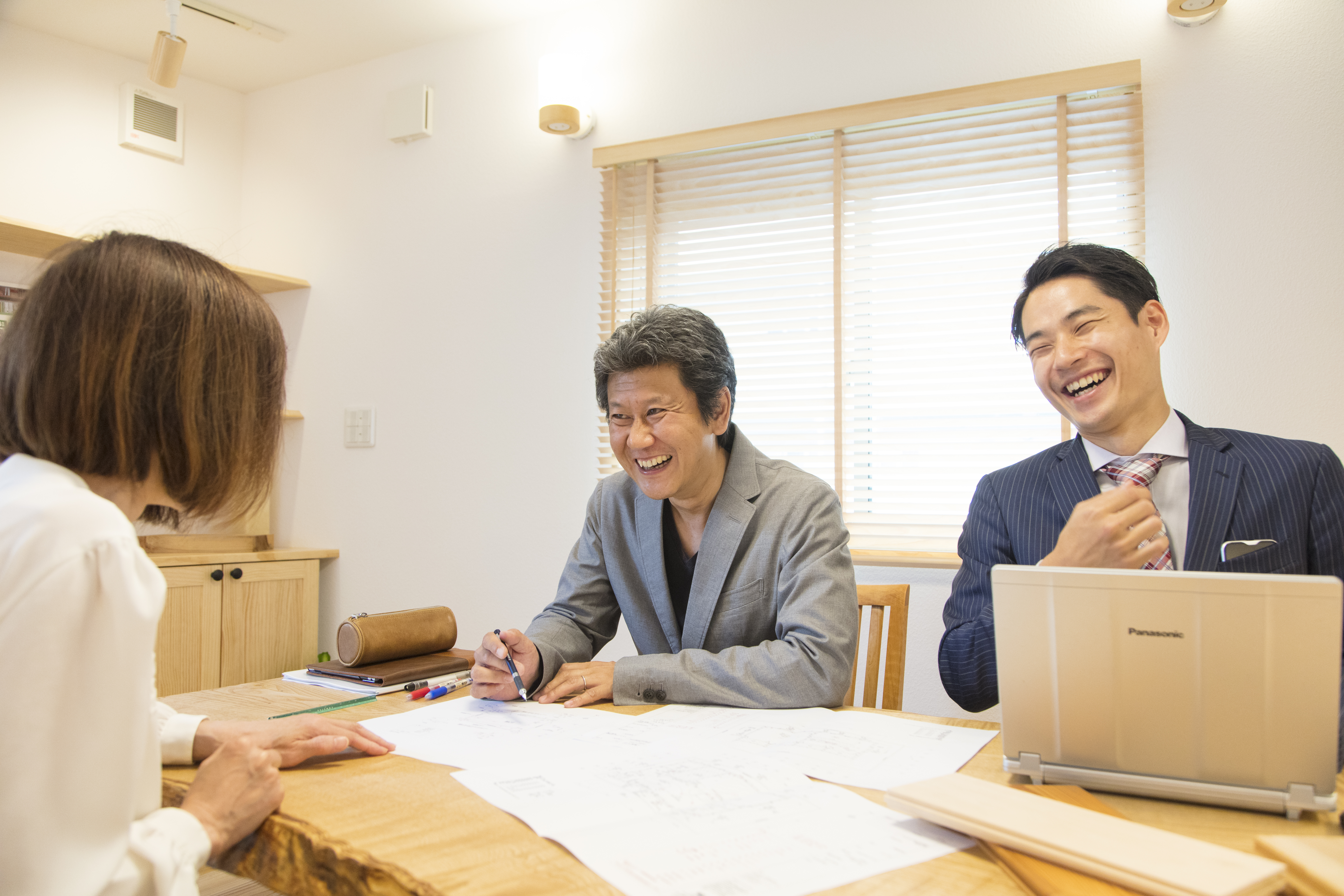 無垢材の家で理想のライフスタイルを実現！夢をカタチにする新築コンサルタント