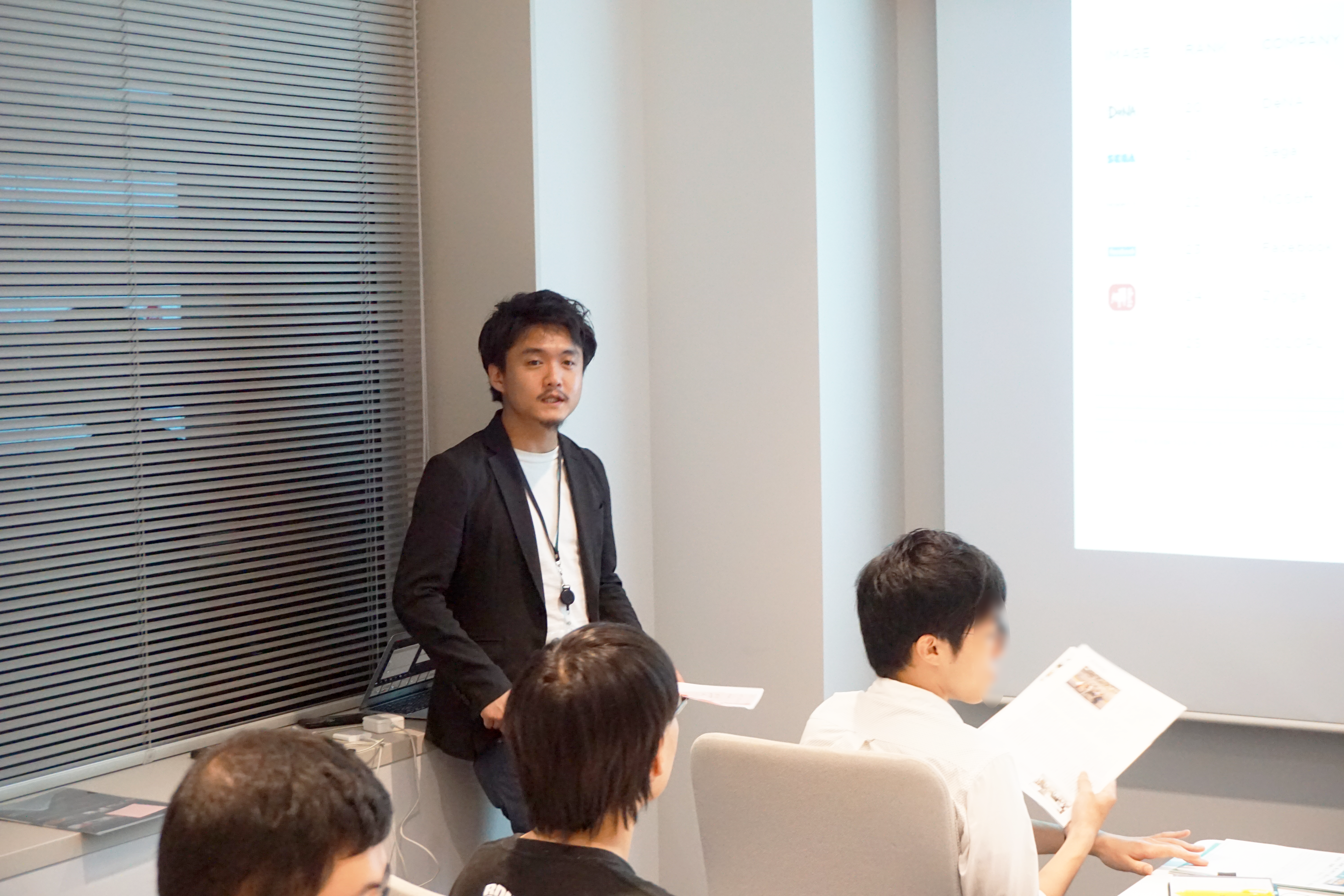 哲学発→物理経由→ゲーム行。デカルトを愛するゲーム事業部副部長が、モンスター・ラボで目指す未来を語る！