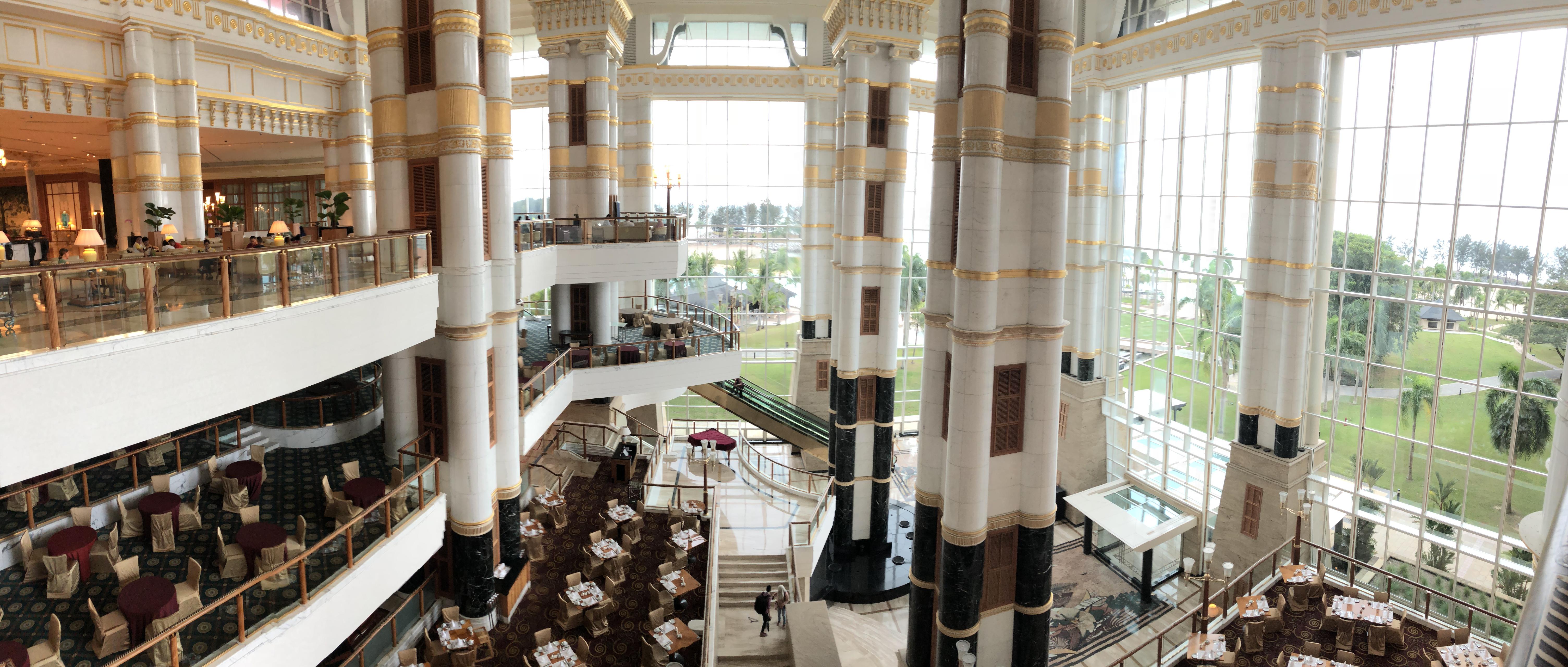 世界は広い！ブルネイ国の驚きの7つ星ホテル（仮）に滞在してきた