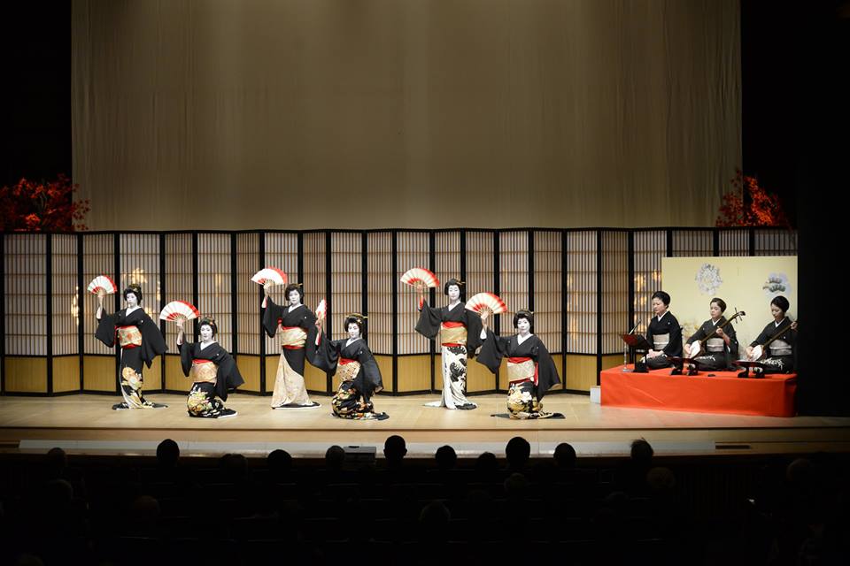 浅草花街の「浅草おどり」を起爆剤にインバウンド展開を加速！