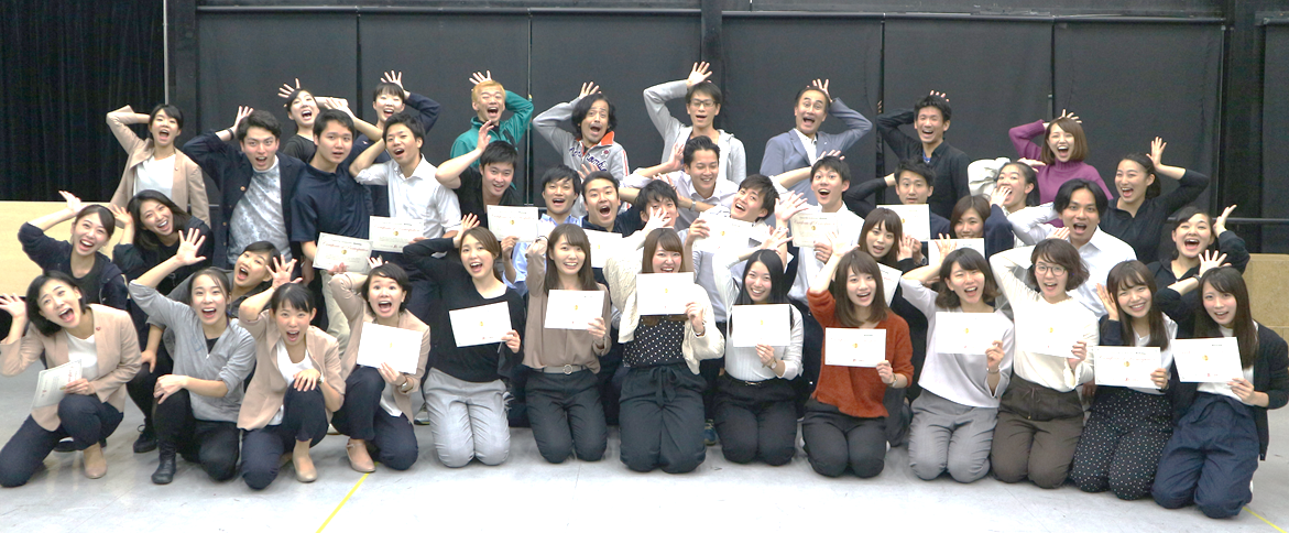 歌って踊る、ミュージカル研修！？