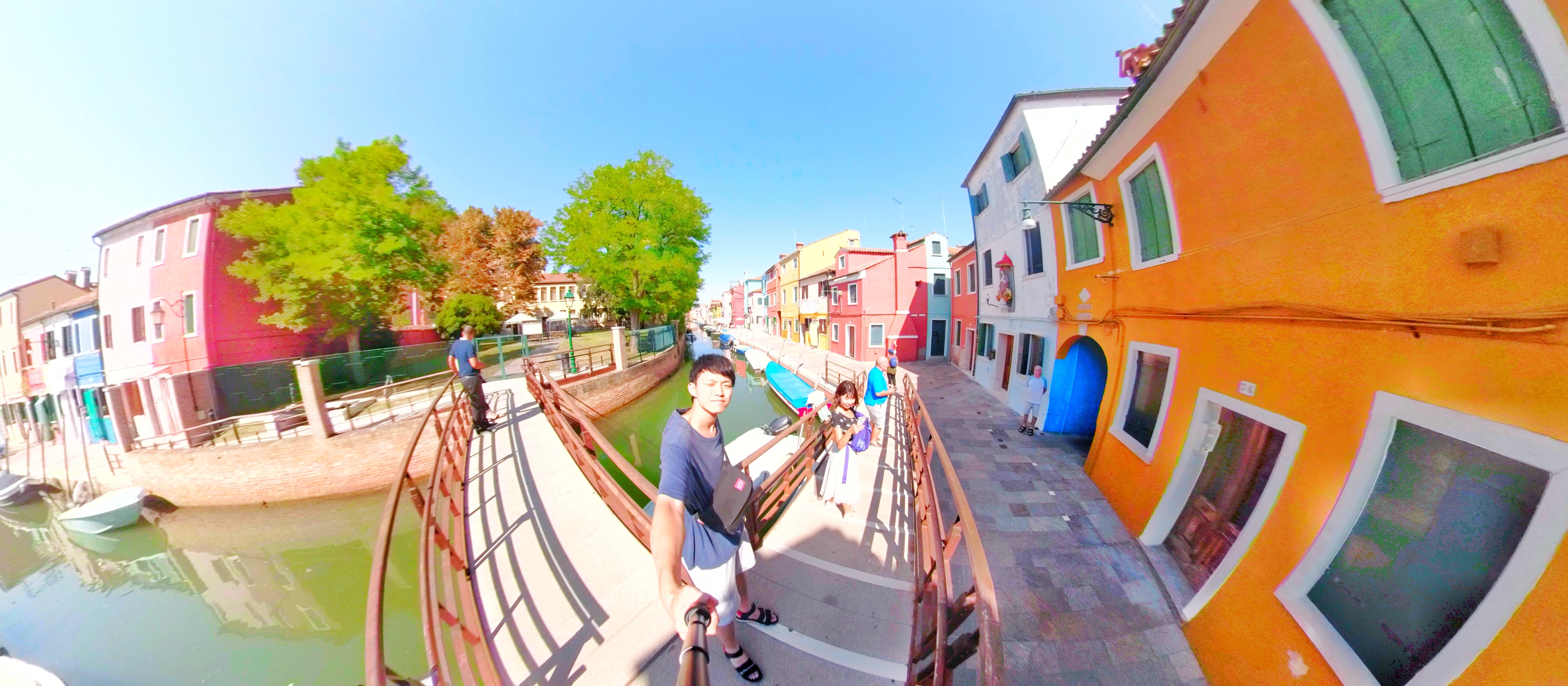 アジアをクエストする者の余暇。