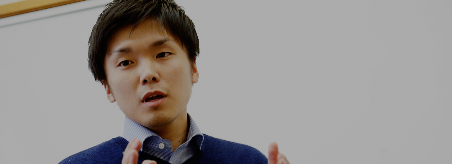 サッカー選手、小学校教員、校長の右腕のキャリアとは？