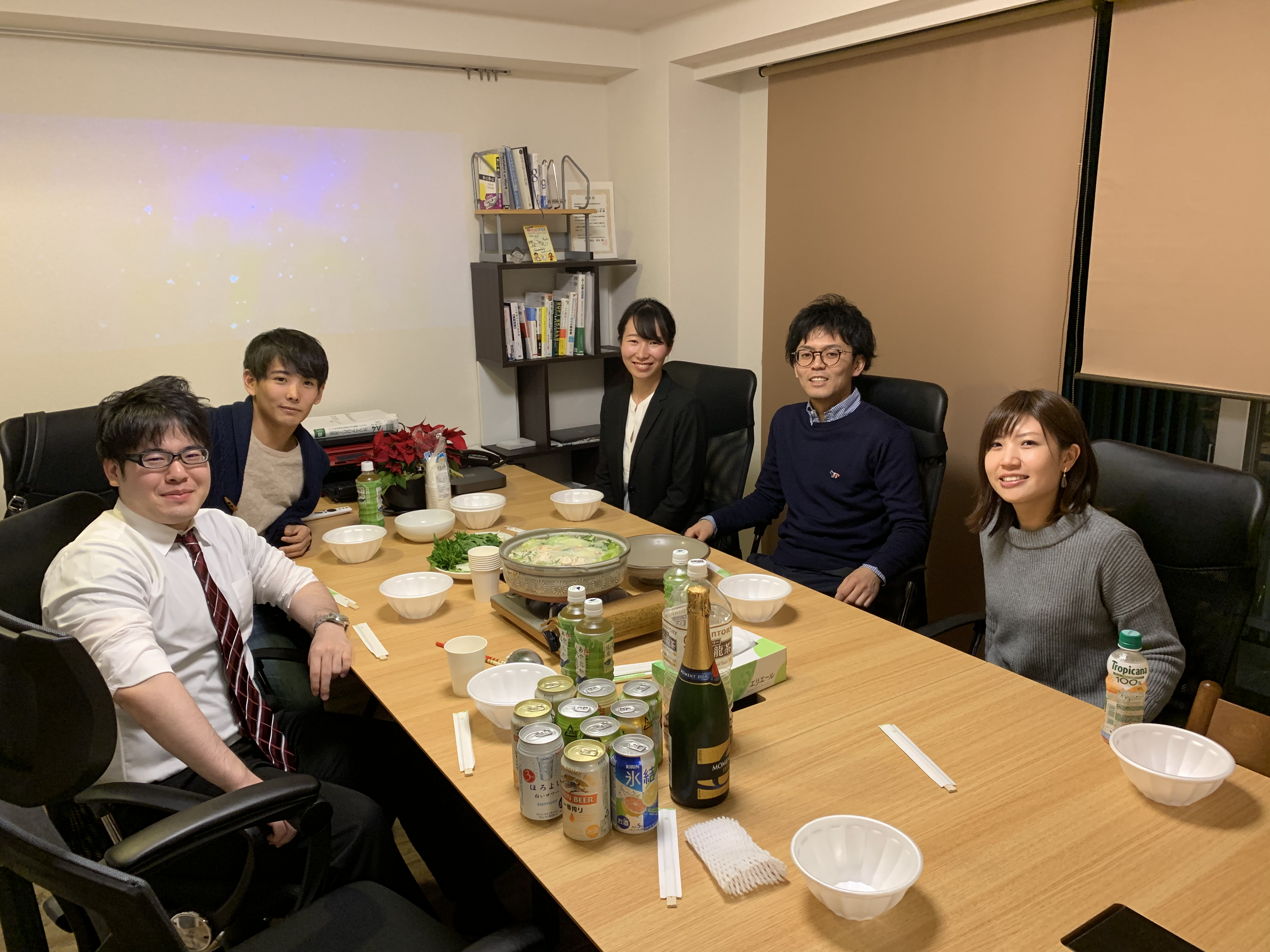 映画鑑賞×鍋 で忘年会開催！