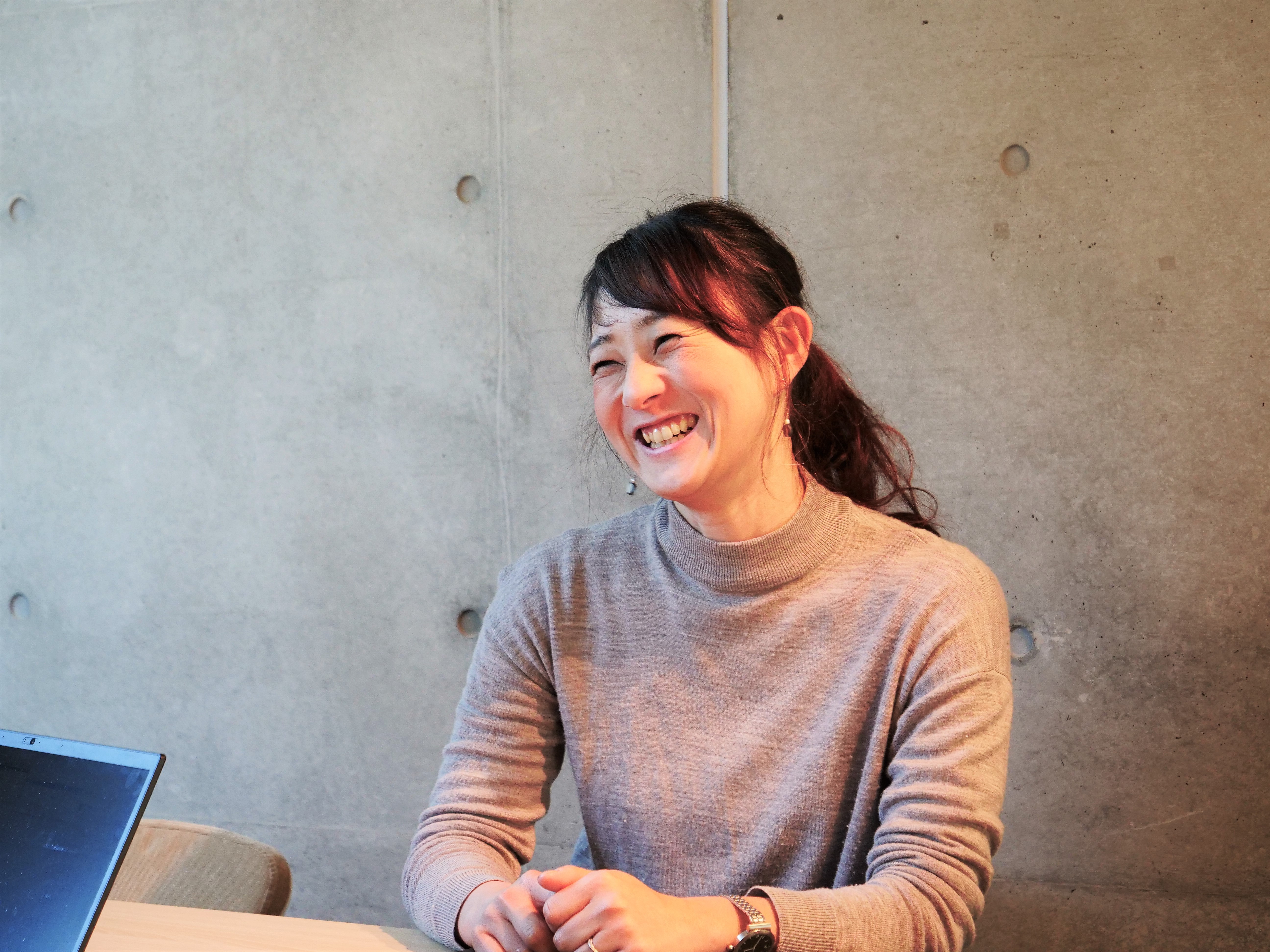 3人子持ちでスタートアップに転職したワーママ。家庭も仕事も諦めないコツは、吉祥寺オフィスで職住接近。