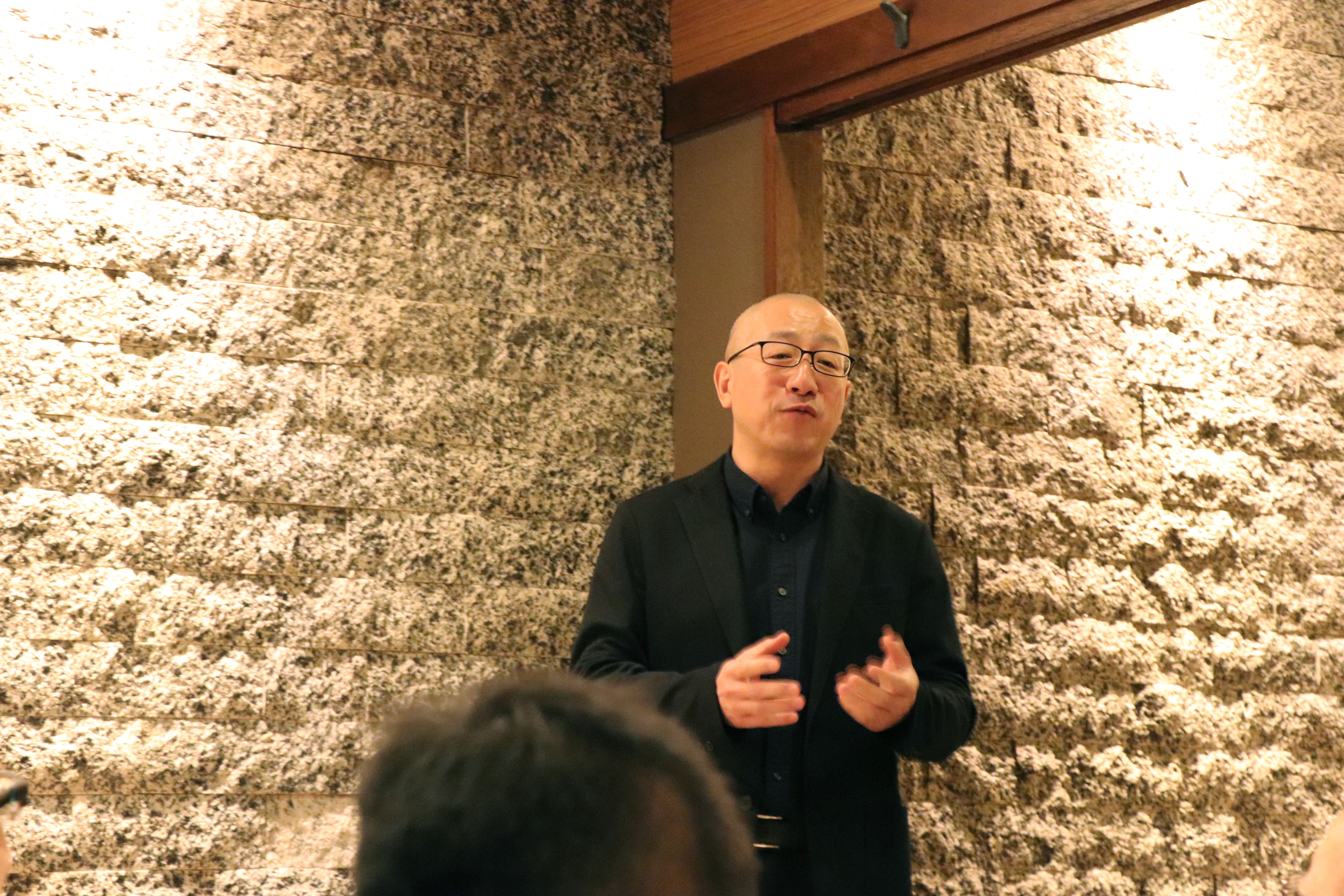 四半期に1回の恒例行事「ランチ会」を開催。なぜ、ランチなのかって？　理由は「家族第一主義」にあり！