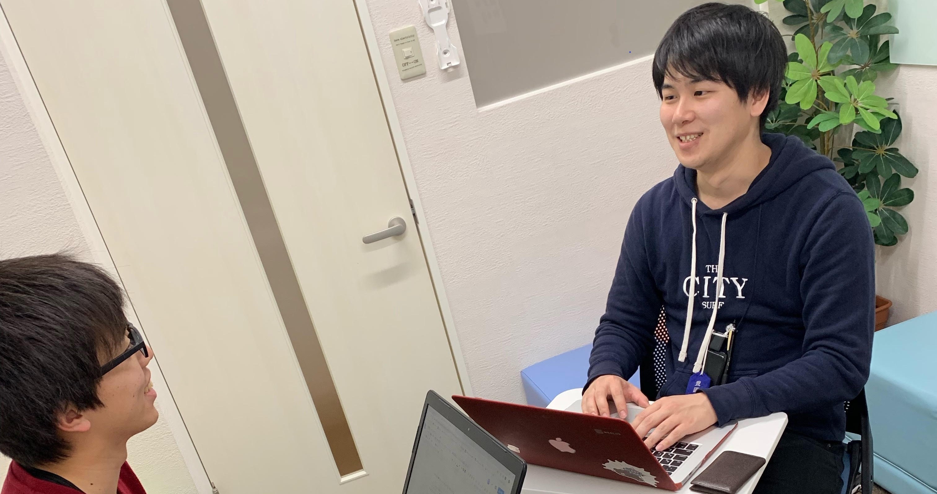 【社員インタビュー01】現役就活生が突撃してみた。介護の仕事のやりがいって？？