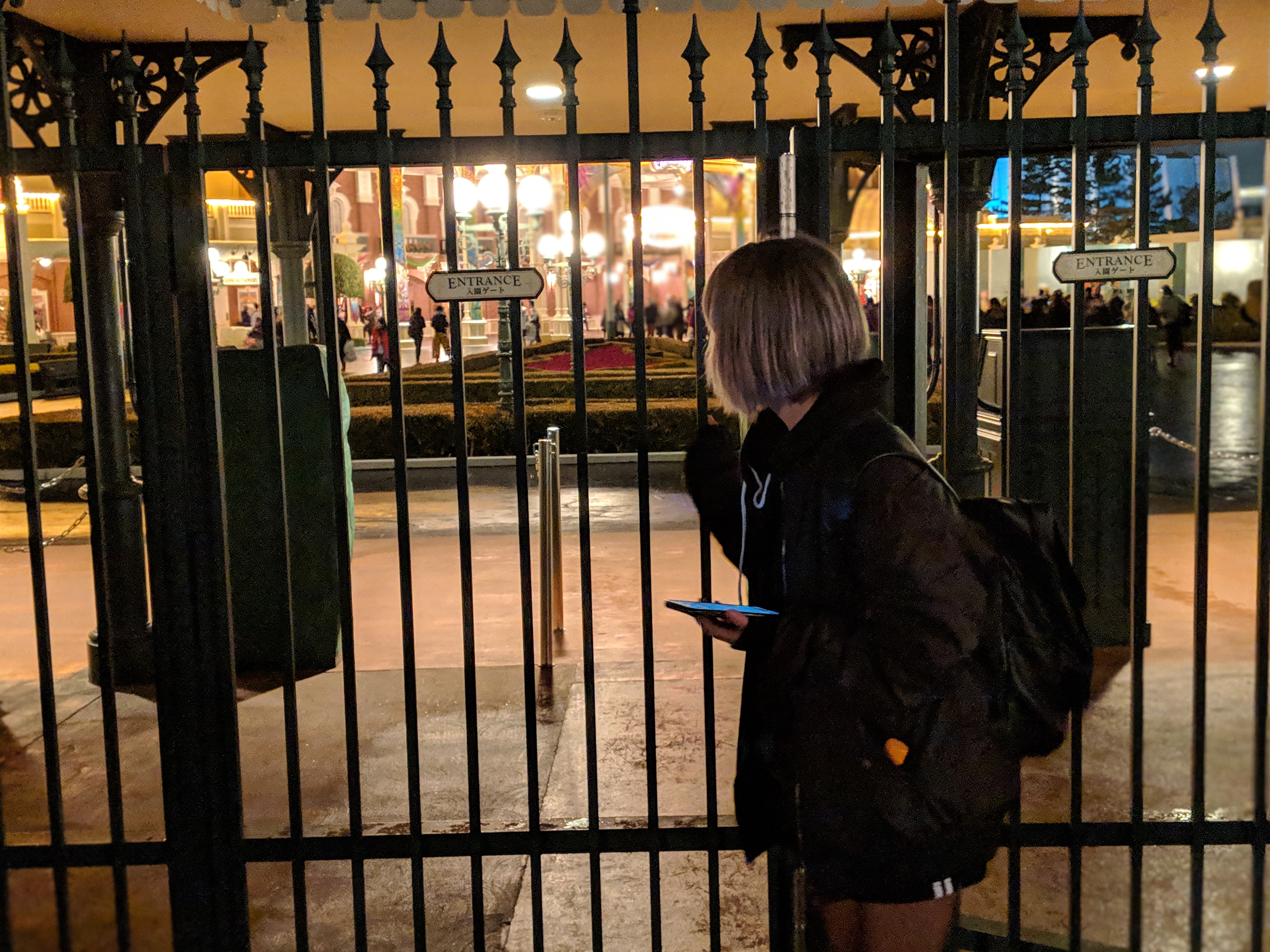 彼氏に「愛してる」気持ちを伝えるために東京駅からディズニーまで20km歩いてみた