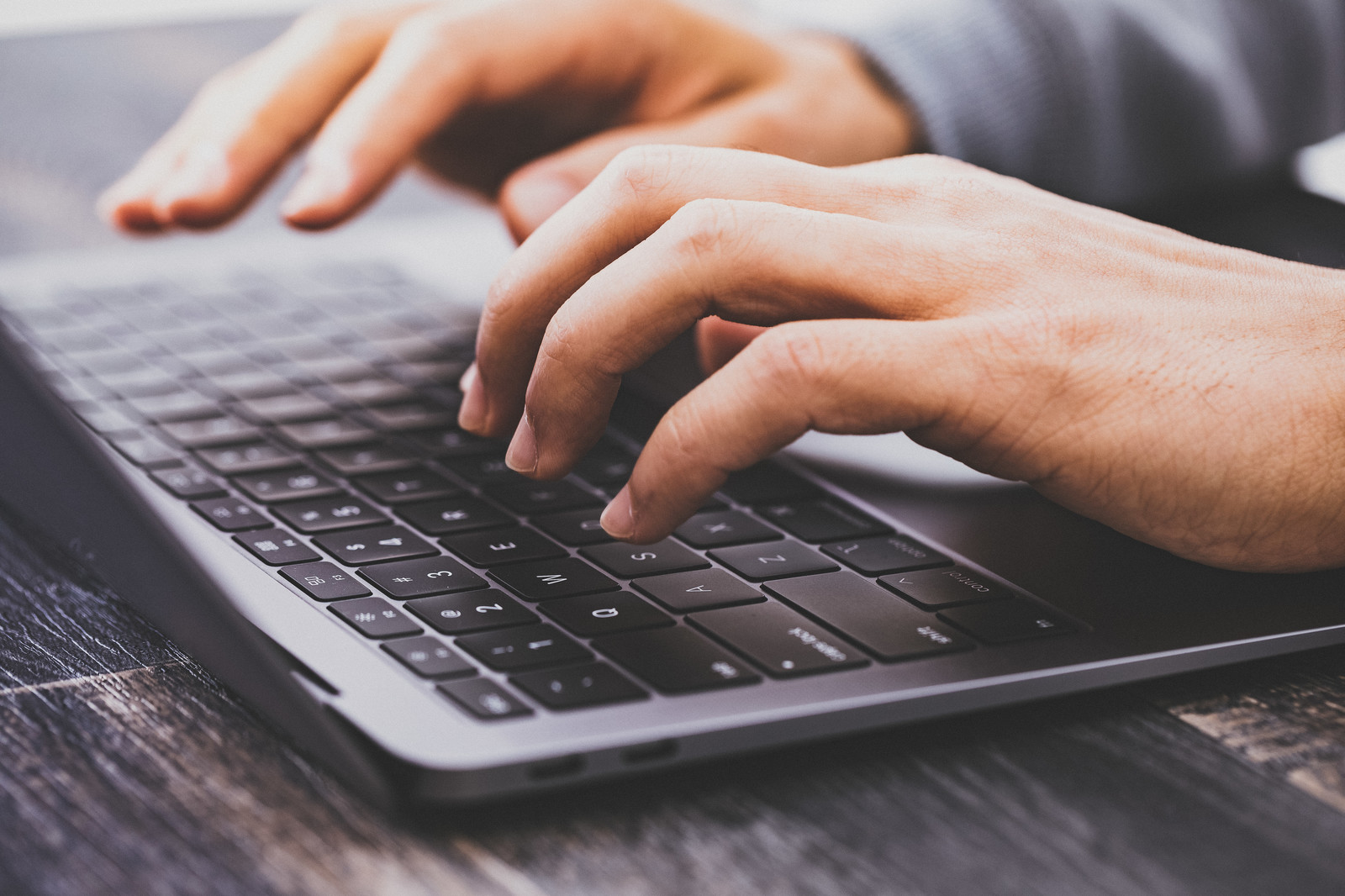 【最初に学ぶプログラミング言語、どのように決めていますか？】