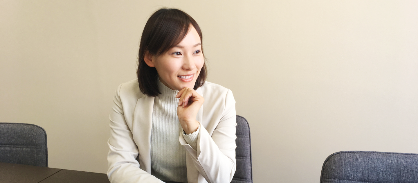 大好きな‟モデル”の仕事と同じくらい夢中になれる仕事を探していた彼女が、Wizに入社を決めた理由とは。