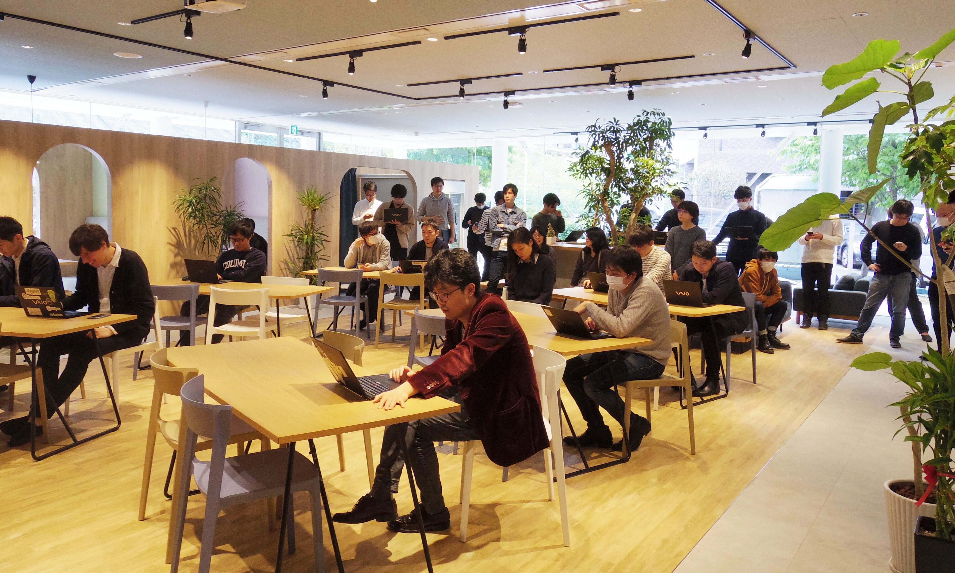 週1、10分。アナグラムの全体会議がこれだけなのは、現場に注力してほしいから