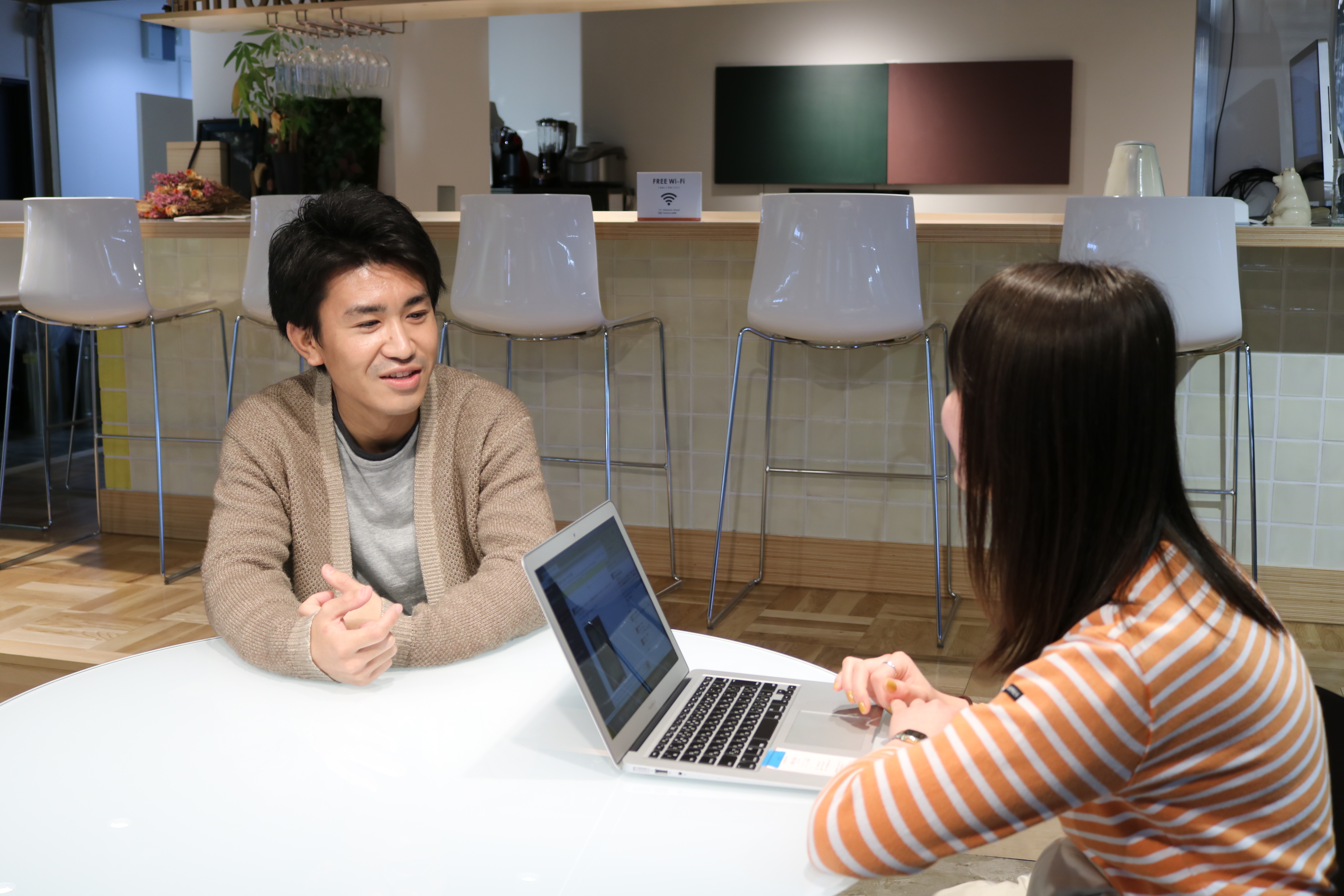 「まだ見ぬオモシロさに出会うために人に影響を受け、与えていきたい」事業開発チーム・ワープ事業責任者 日比野亮二さん【メンバーインタビュー Vol.22】