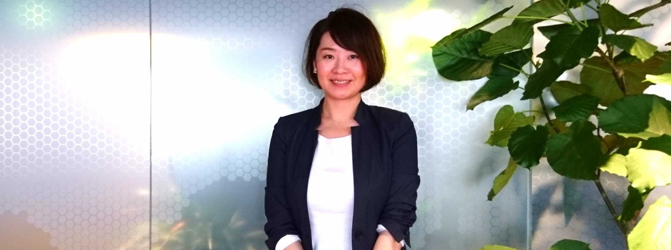 世界に日本の魅力を発信したい~ 世界中に親戚を持ち、国際派の大学と海外勤務を経験した彼女の、新たなグローバル市場を創造していく果敢な挑戦 ~