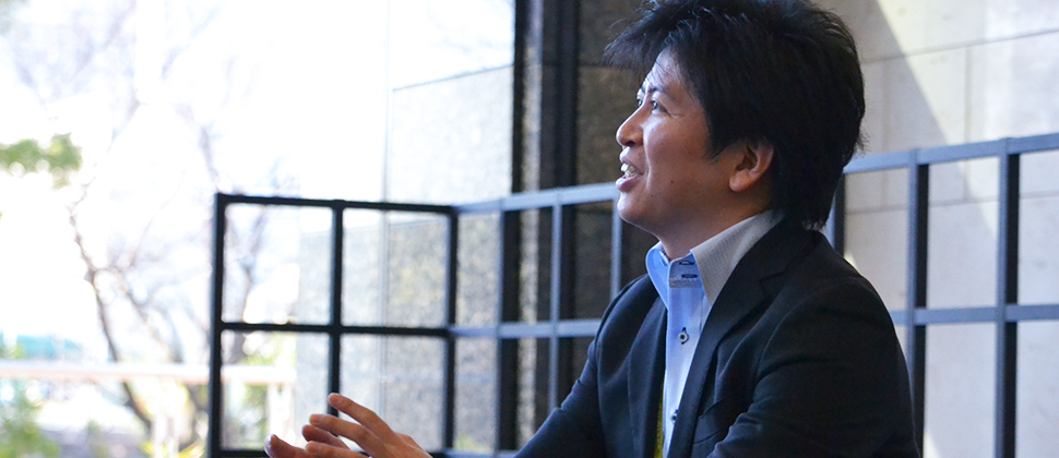 社員インタビュー・岡本浩一（アソシエイト・ディレクター）