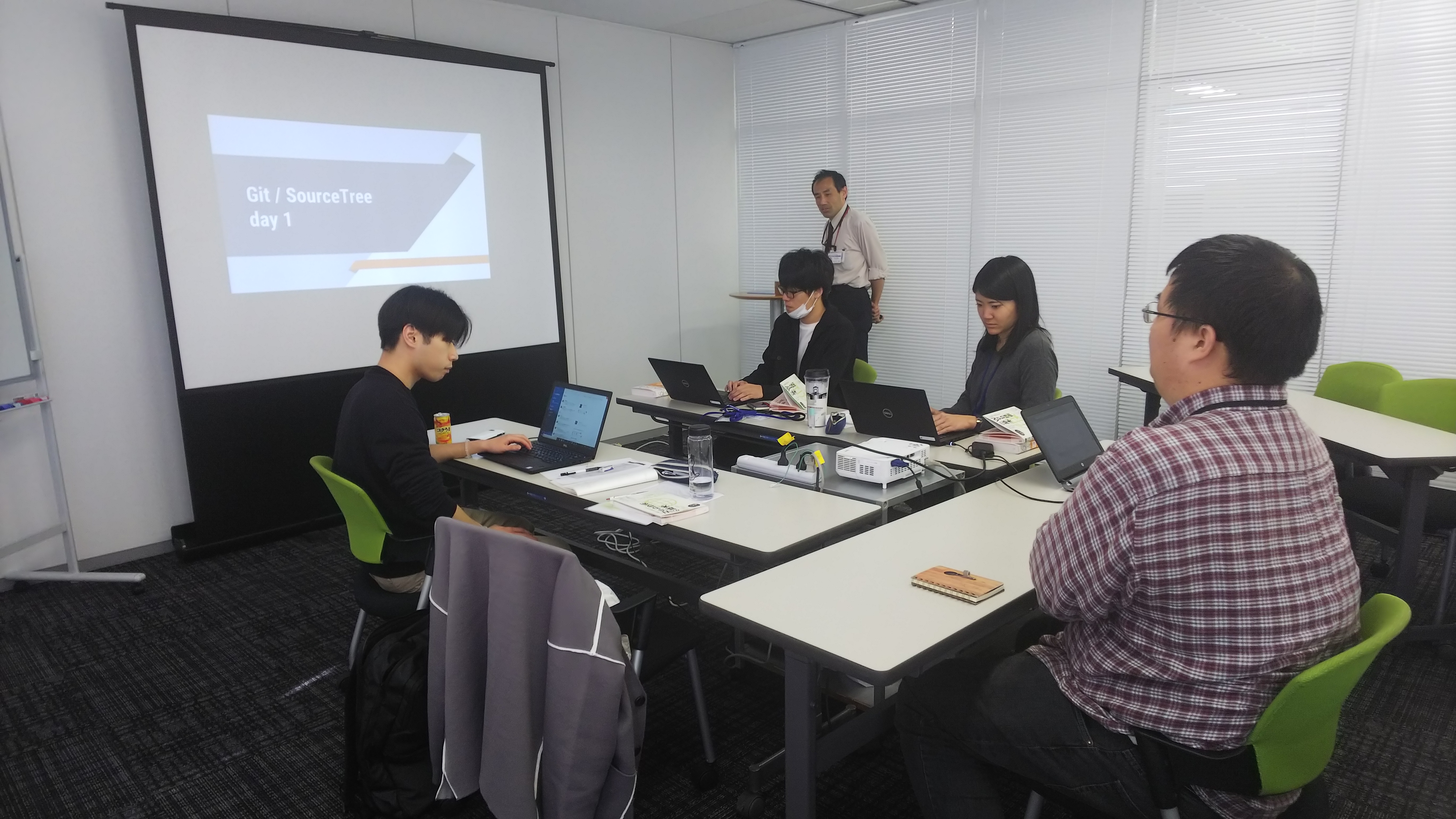 新入社員１期生！ -ただいま研修中-
