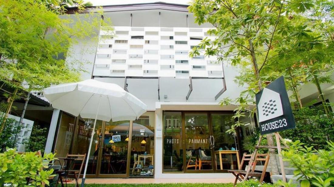 大人の社会科見学。年に1回は海外視察へ。