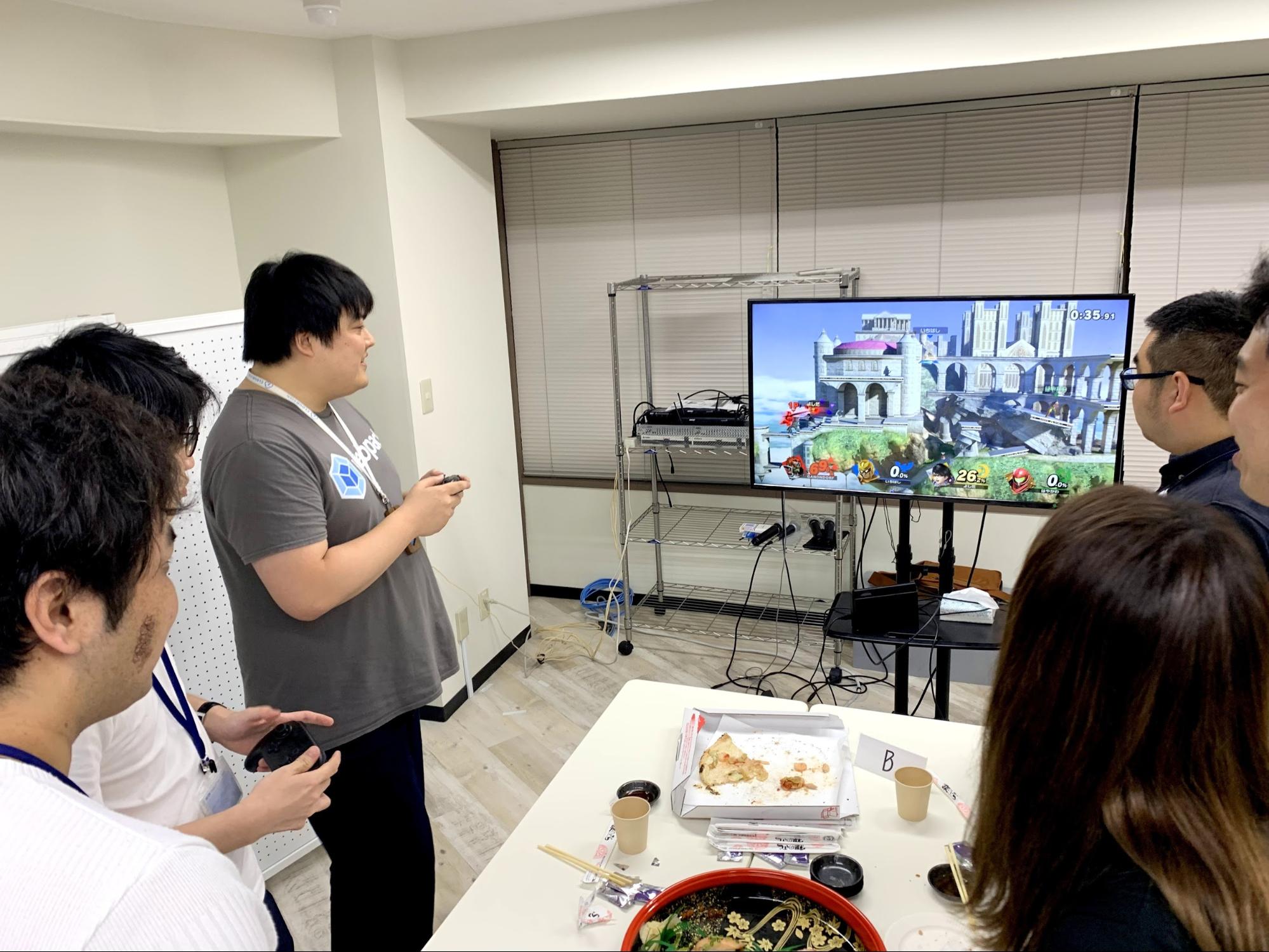 非エンジニアも気軽に参加する、弁護士ドットコムの「意識高くないビアバッシュ」