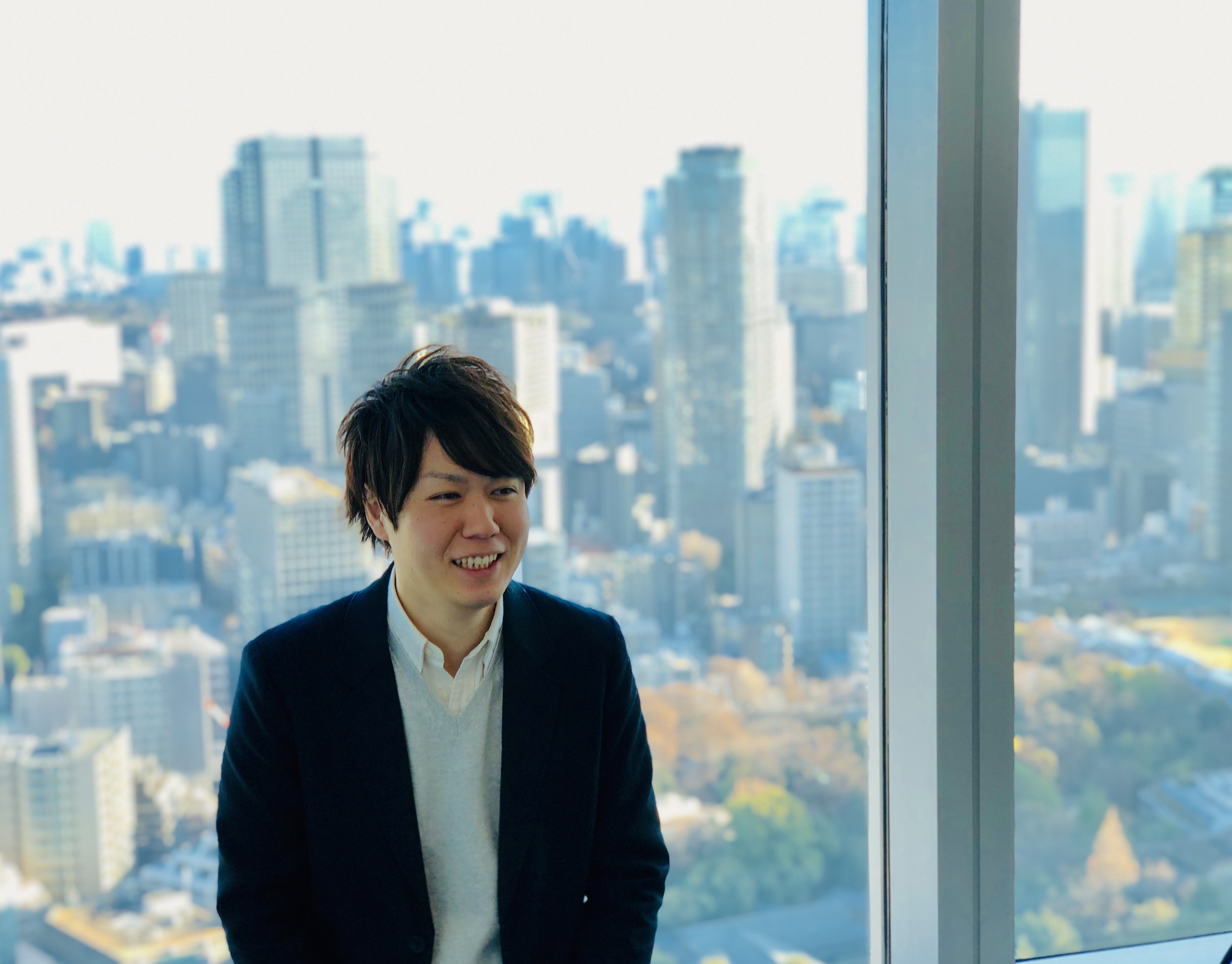 ファーストリテイリングのSite Reliability Engineeringを支える岡村のチャレンジ。「自分のアウトプットが事業に影響を与えるチャレンジがしたかった」