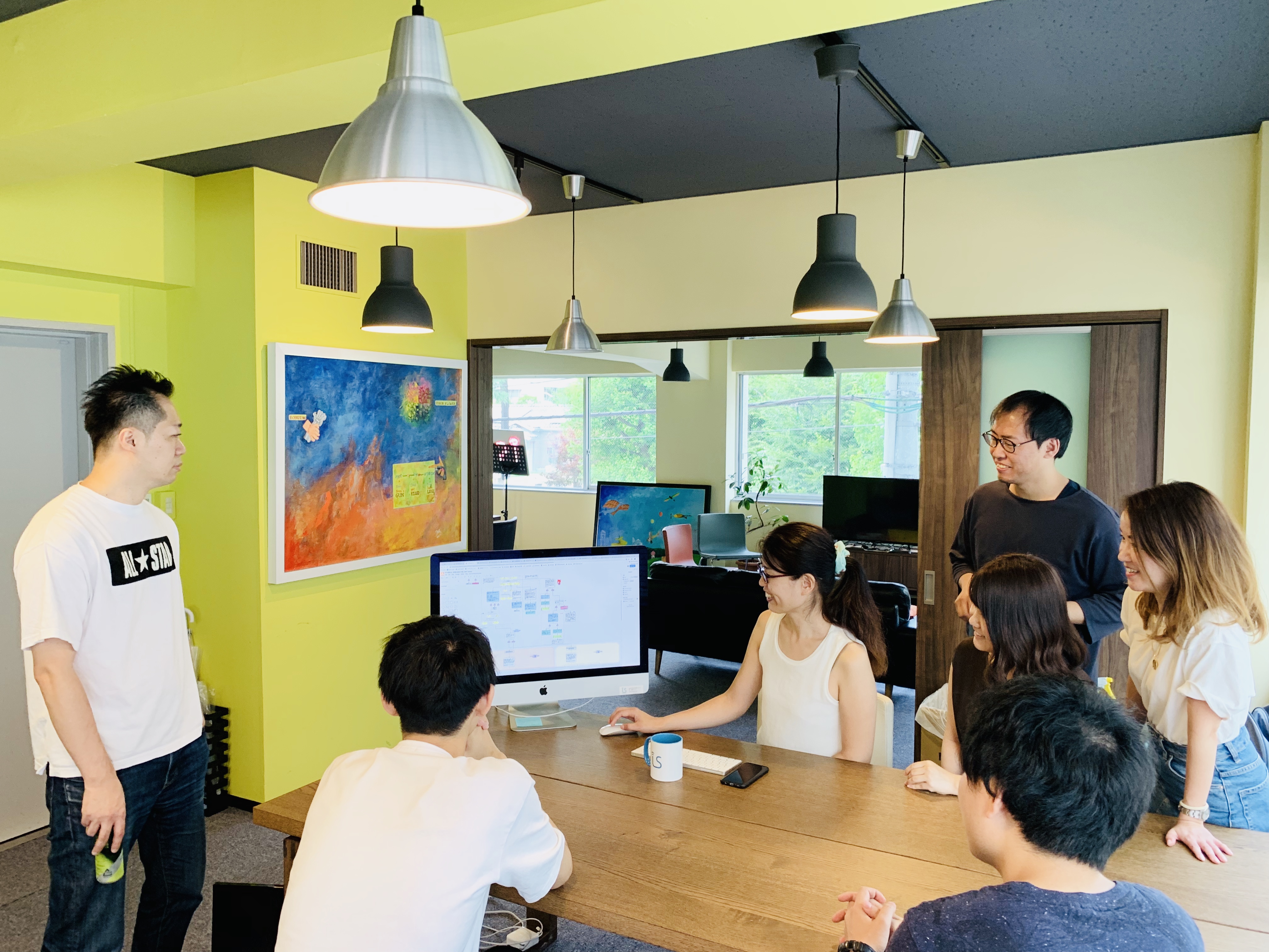 こだわりのオフィスと働き方に密着！LiveSmart虎ノ門オフィスツアー