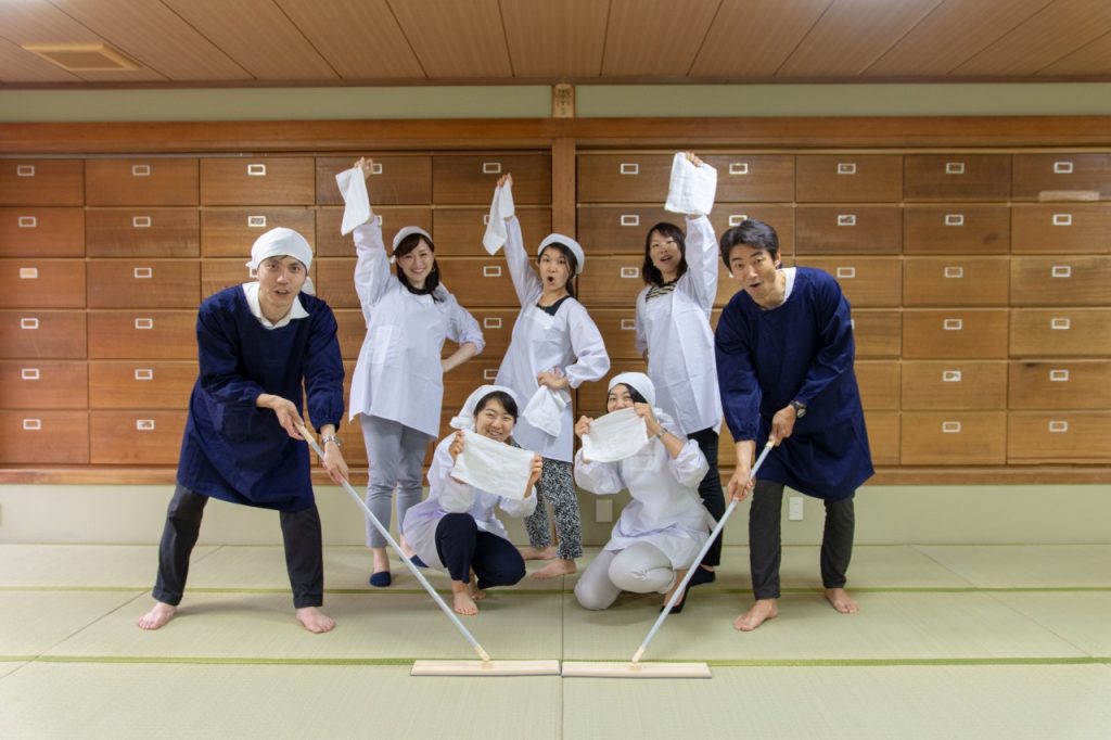 どすこい！相撲部屋、レンタルしてます －第2弾：相撲部屋を掃除してみた。