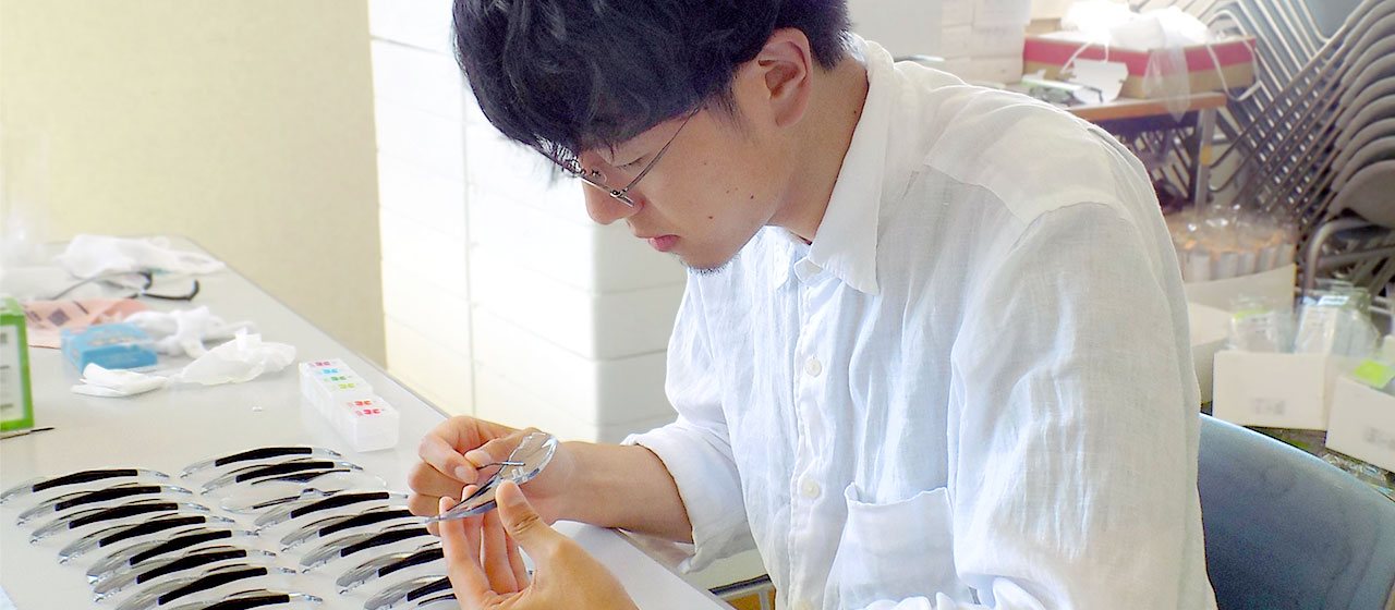 福井県鯖江でメガネを売る営業をしたい！保育の仕事から製造業の営業職に転職した理由