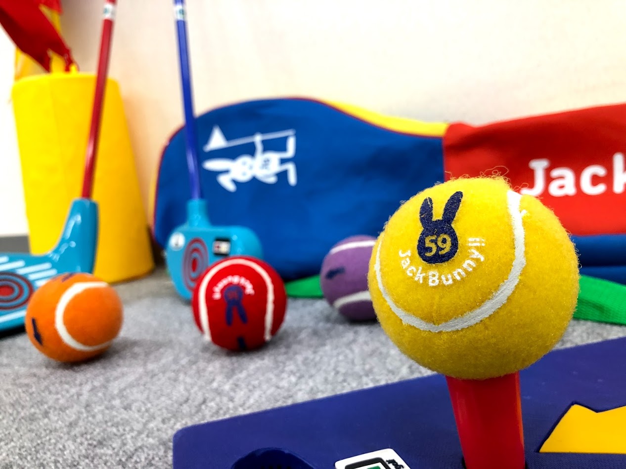 社内ビギナーでお昼休みに【スナッグゴルフ大会】開催！ゴルフならではの福利厚生もご紹介！