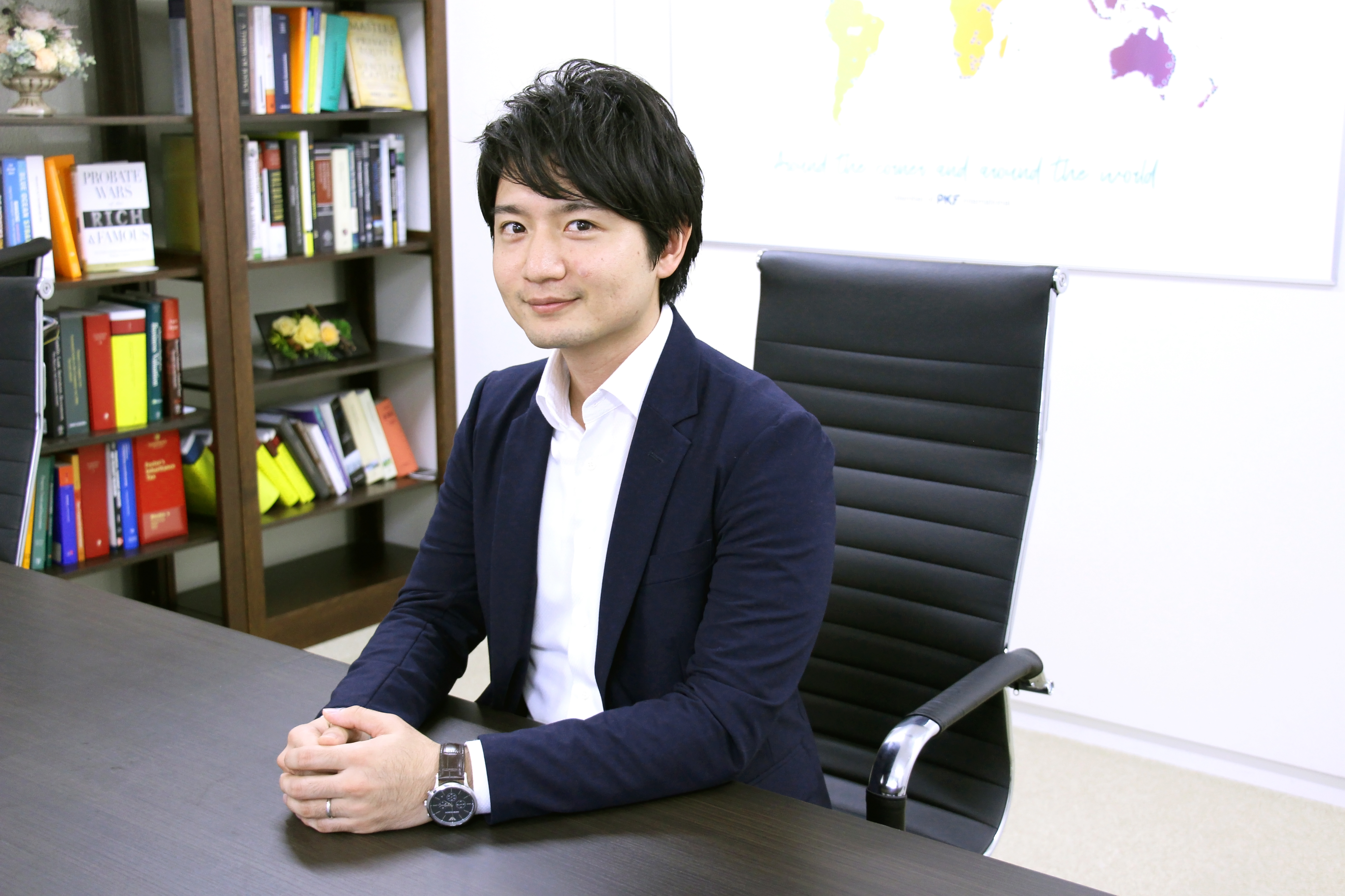 メンバーインタビュー「それぞれの分野を越えて交流」【人事労務事業部/大城】