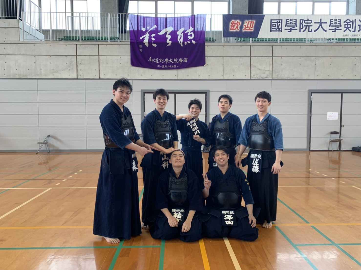 やりたいことなんて簡単には見つからない      夢を見つけることができる場所が                            ネクステージGroup！！