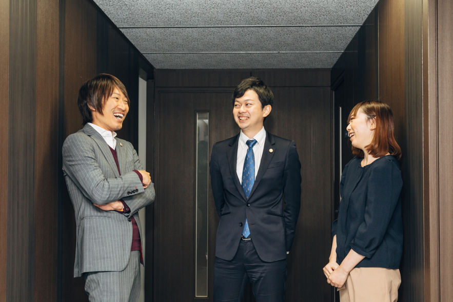 弁護士事務所の既成概念にとらわれない。闘う弁護士の集まる「グラディアトル」というフィールド