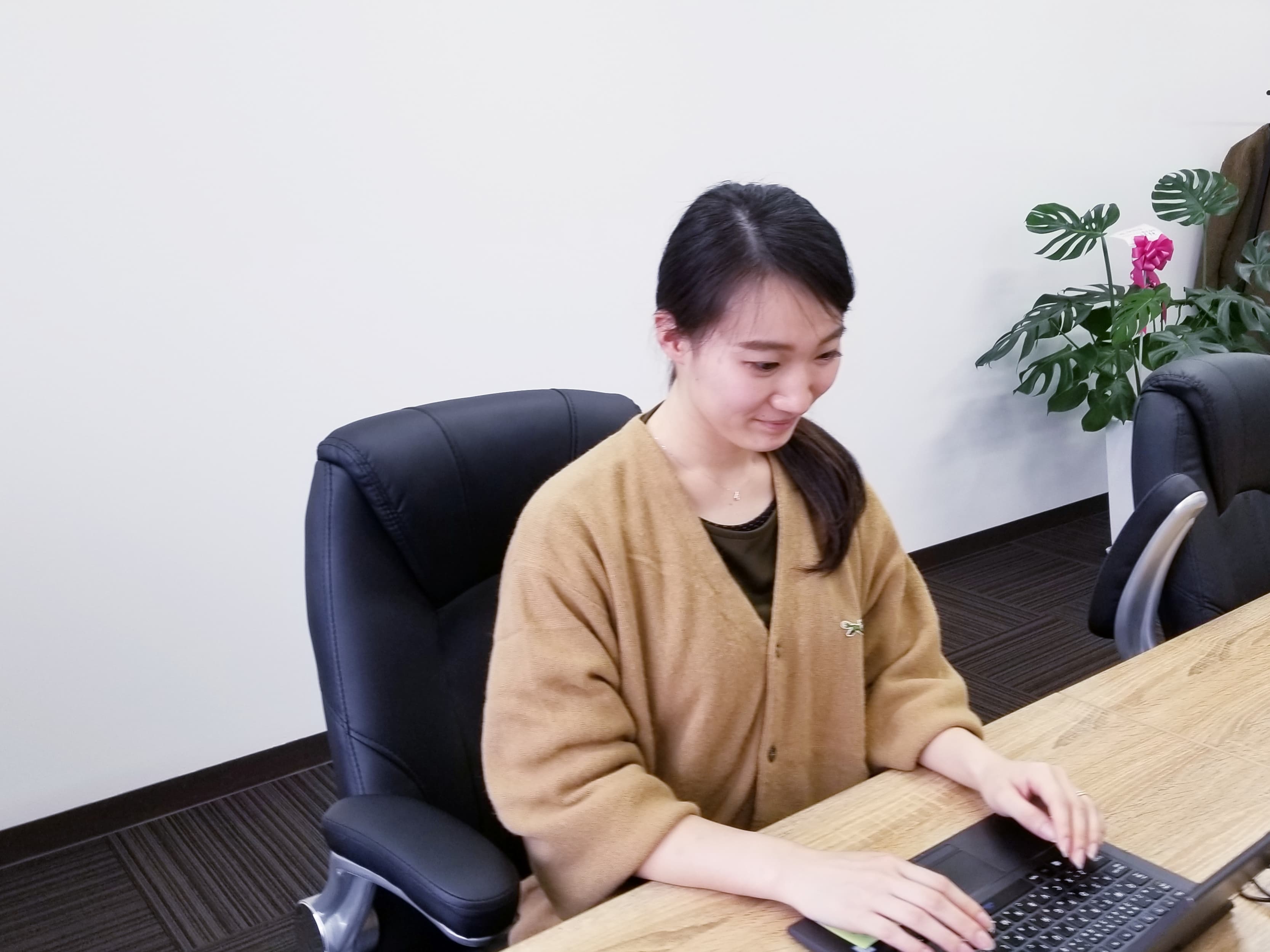 後ろ姿美人になるためにコンサルでインターン？
