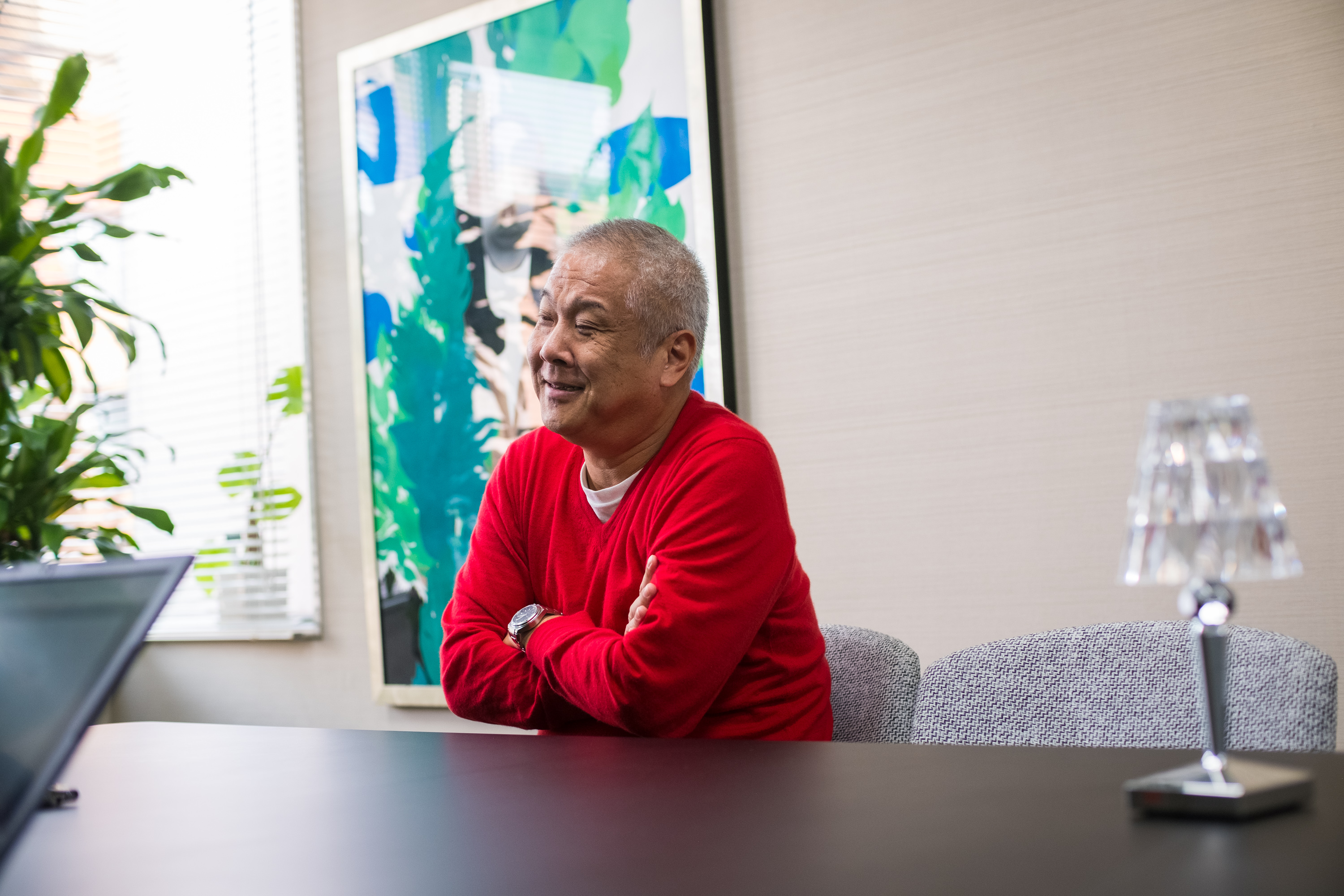 創業から7年「今やっと創業したばかり」と「歯科業界の本質的な課題や悩みによりそったサービス」の真意について代表の西島に聞きました。