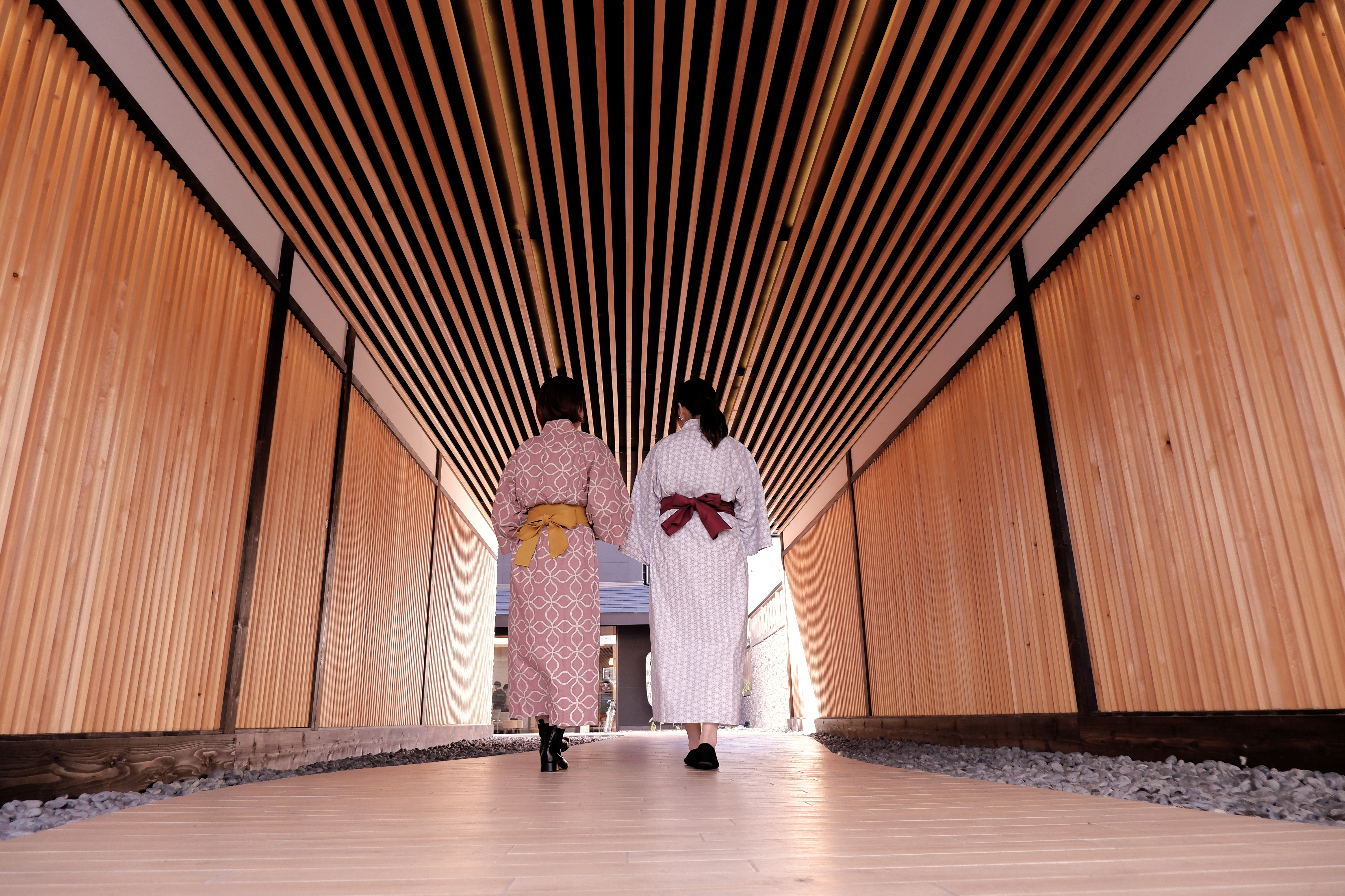 ホテル×美術館？！　　京都駅近の京町家と現代アートが創るお洒落な空間