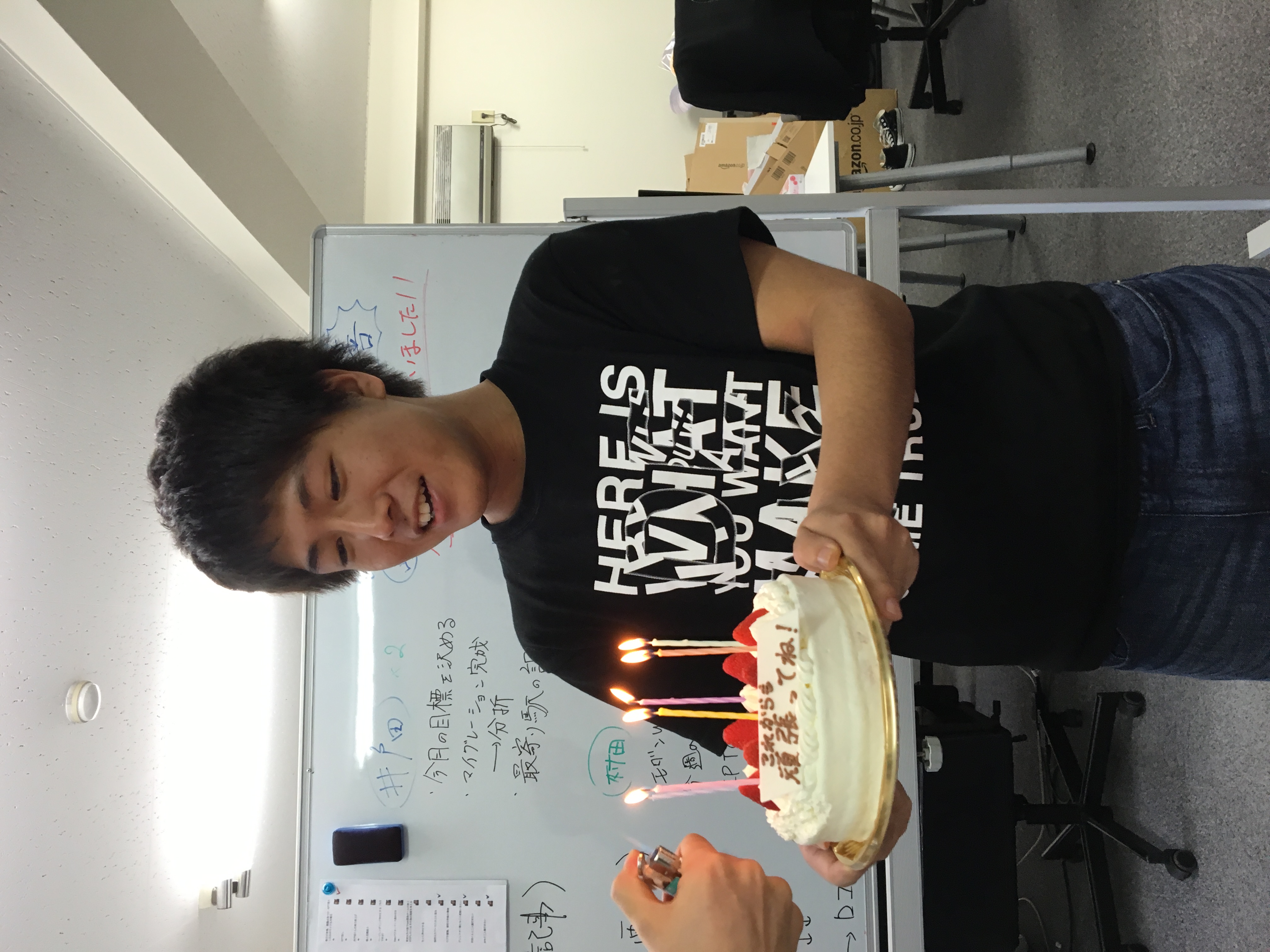 弊社インターンの小川くんの誕生日会を実施！