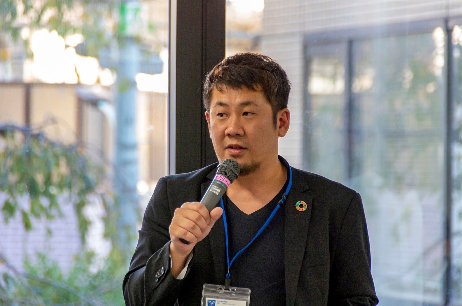 稼ぐのは当たり前。稼いで、世に還元 してこそ~ITの力で世界をニコニコ に! 10周年を迎えた、株式会社ニコシス社長・窪田大輔の思い。【中編】