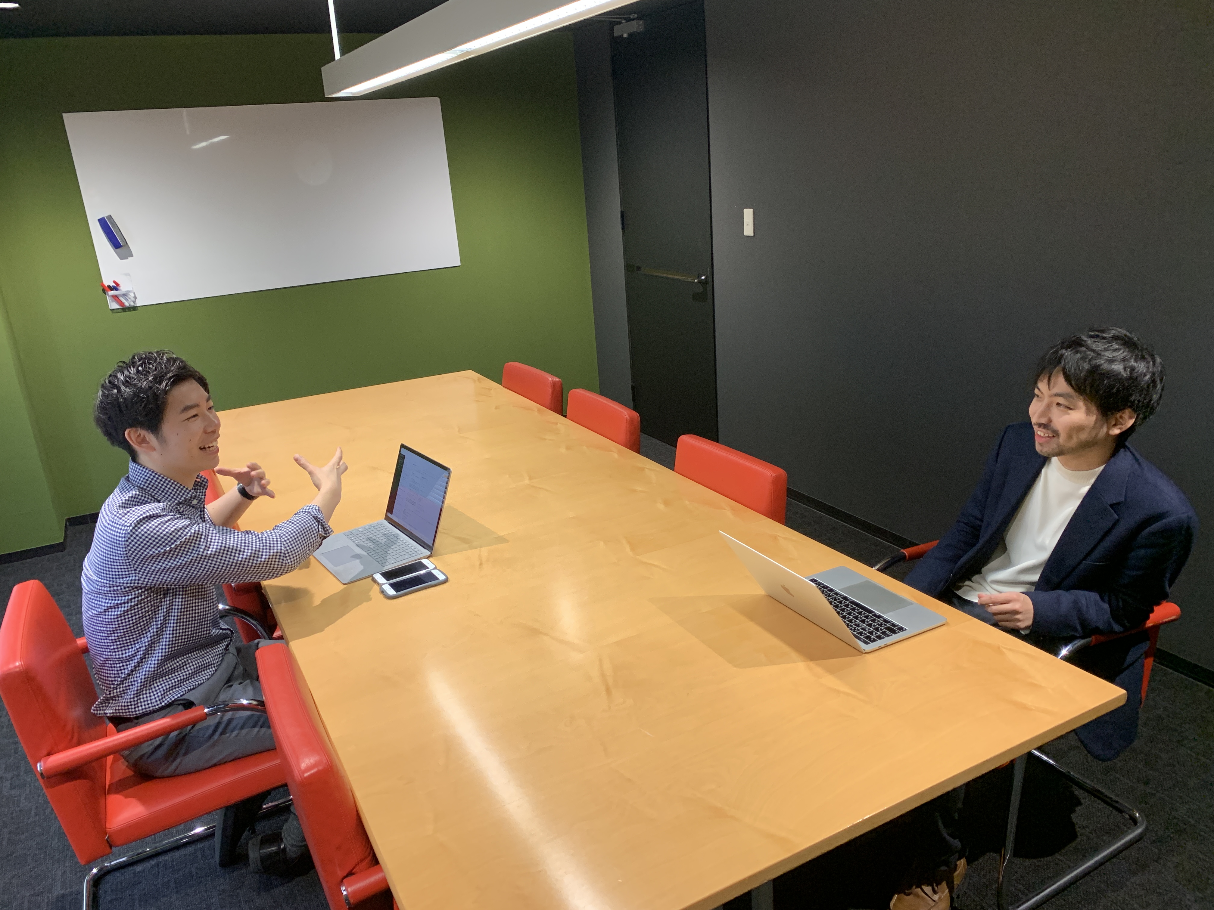 経営陣に聞く①｜オフラインの中にオンラインを！レガシー産業を変えるSaaS事業部発足