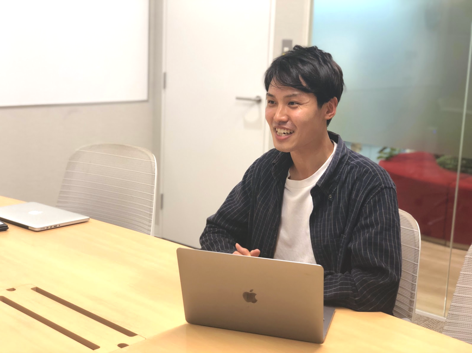 「モノづくり」に魅了され営業職からエンジニアに　-ハウテレビジョンの根本技術を支えるエンジニアの働き方-