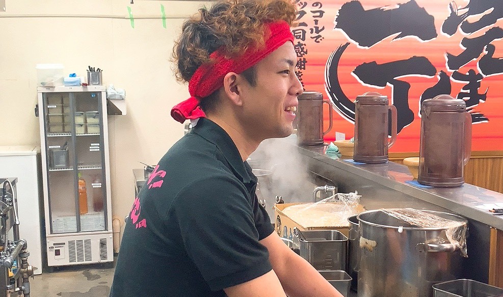 <社員インタビュー：Vol.2> 新卒１年で店長に！若手でもチャンスをもらって大きく成長できる環境で、毎日がワクワクに溢れています。