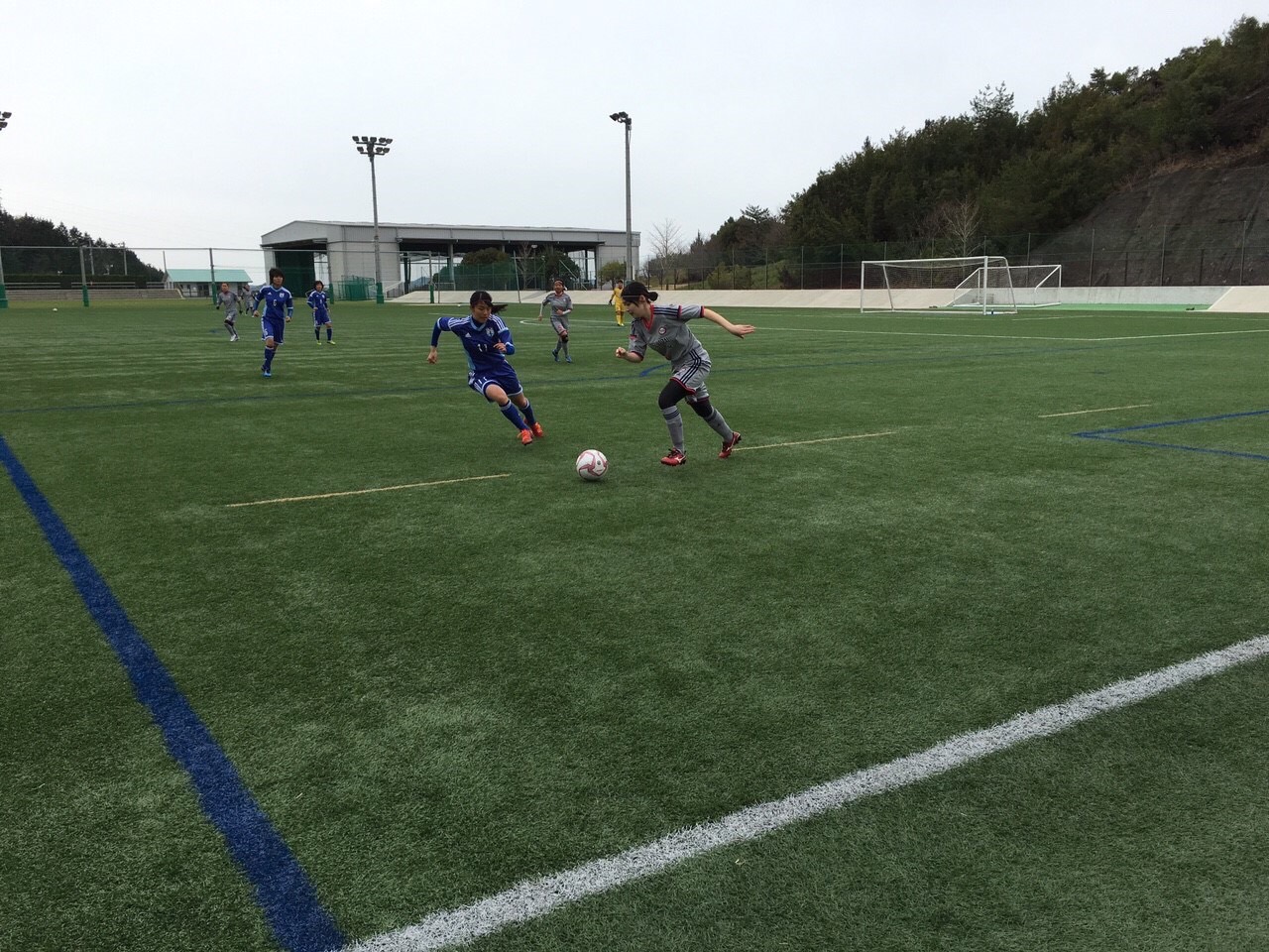 負けん気の強いサッカー少女が憧れた世界