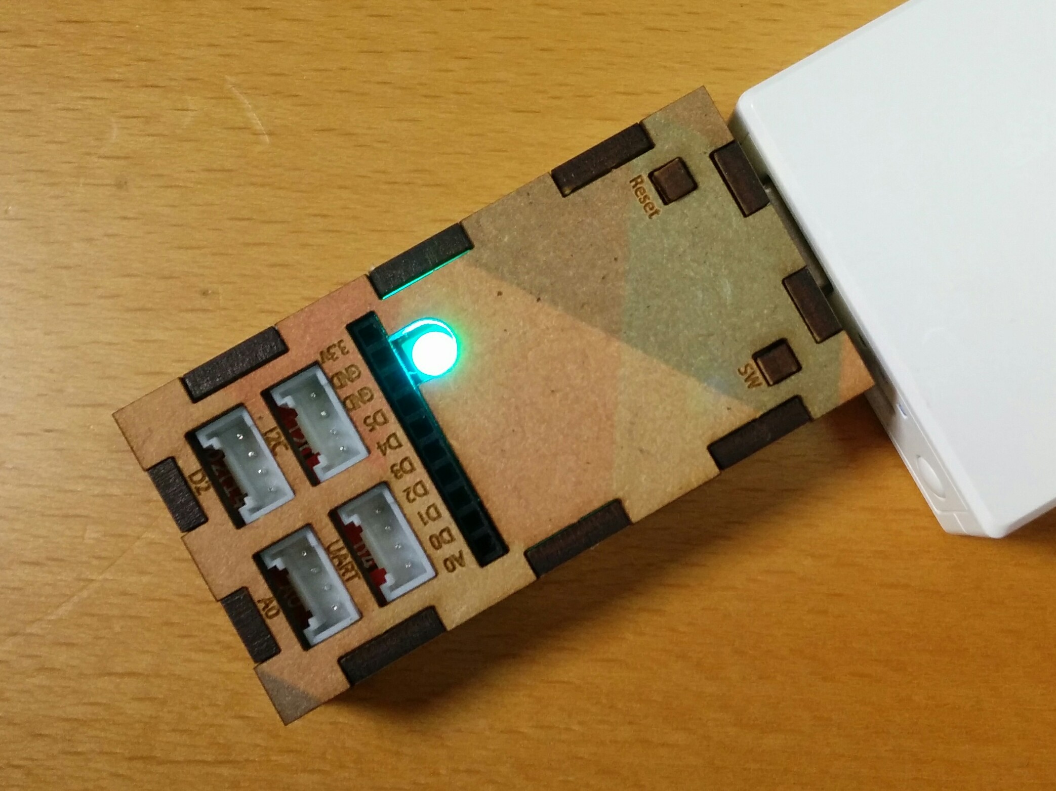 IoTをはじめるのにおすすめのハードウエア”Nefry”