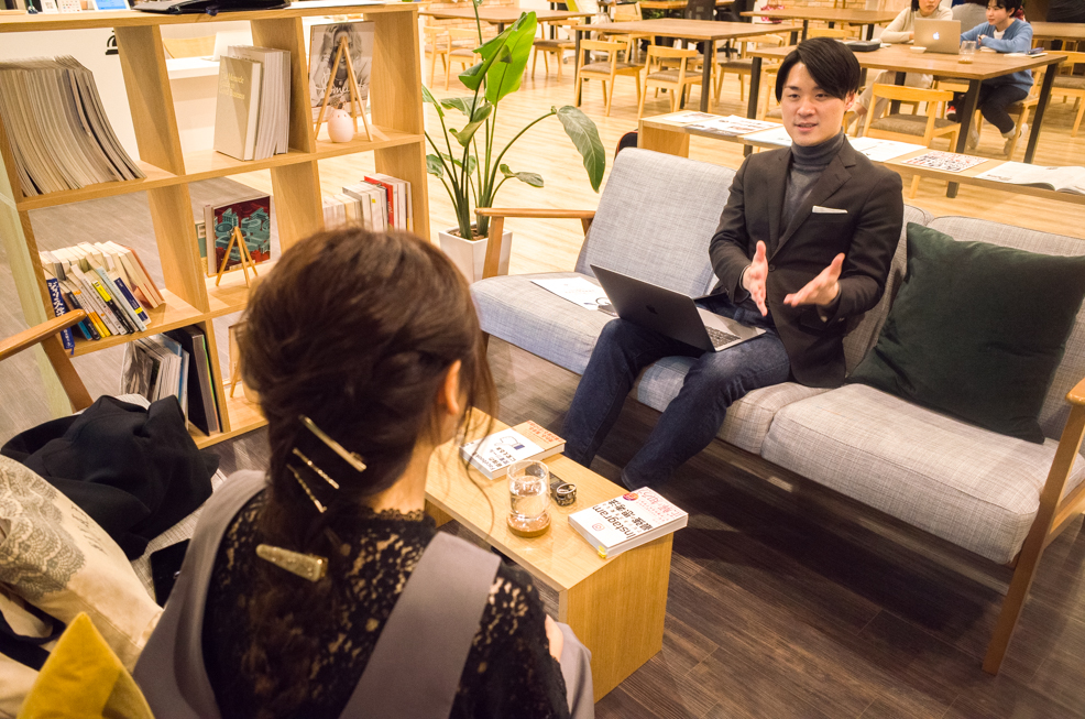 Instagramでフォロワー1万人を達成できた秘密とは？ インスタグラマー yuyuさん × インスタ思考法著者 坂本翔 対談