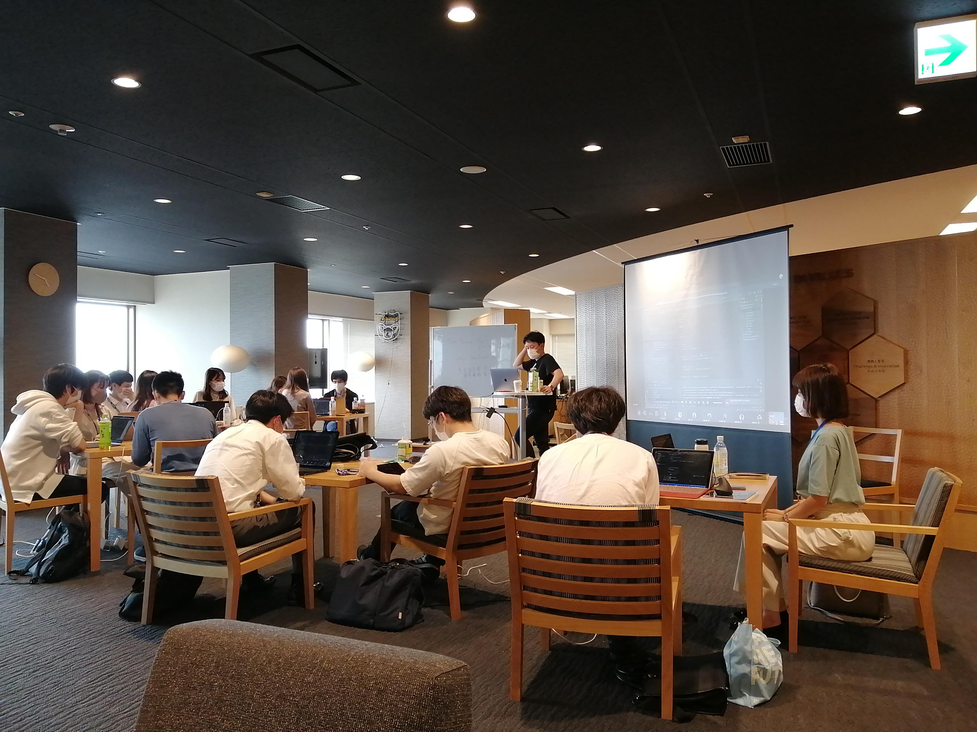 贅の極み！！CTOによる新人エンジニア研修を大公開