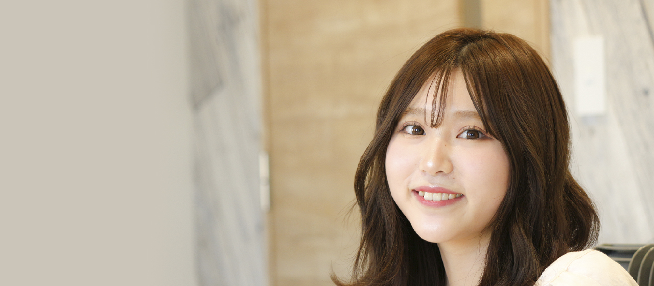 コミュニケーション事業部　広報担当　社員インタビュー　-目標は格好良い女性になること-