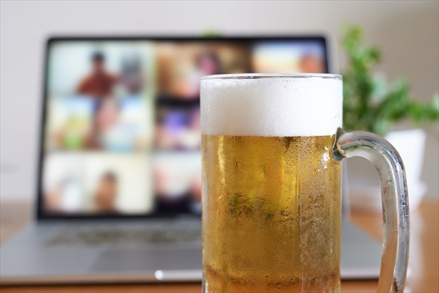 ＃6/リモートでも開催中！みんな集まって楽しくちょい飲み！社員同士の親睦深まる「酔ってかNIGHT」とは