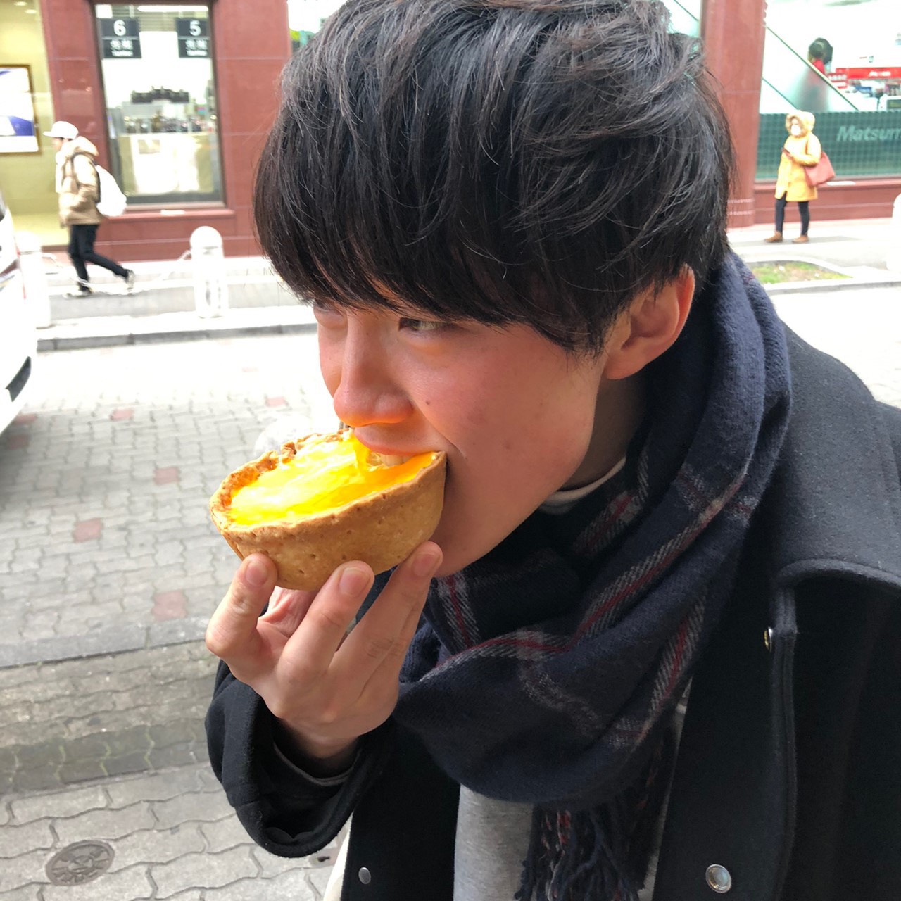 営業インターンで自分が成長できる環境を見つけました。