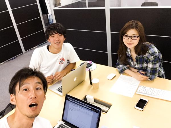 アイデアは思いついた瞬間に全員で聞く文化。アイデアがアイデアを生む。