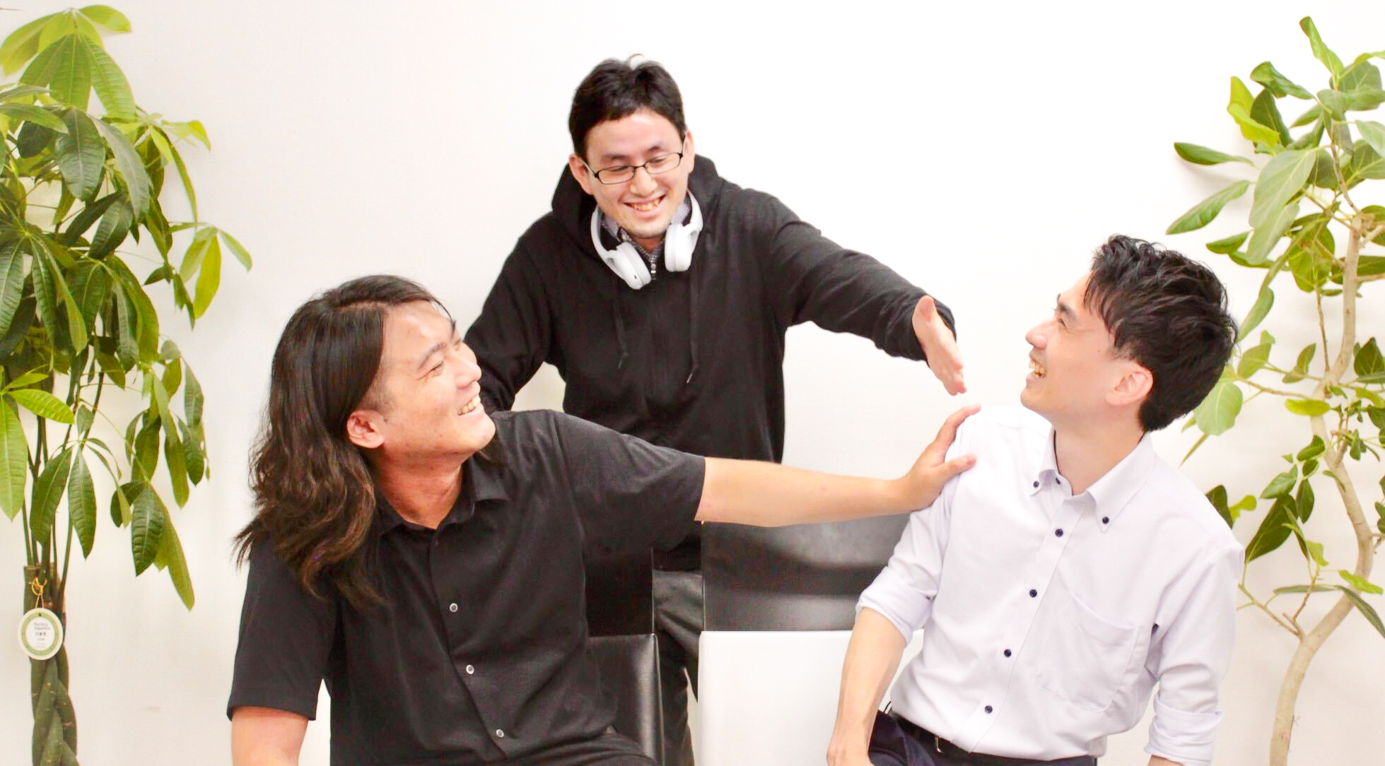社内でセルフ撮影会、やってみました。